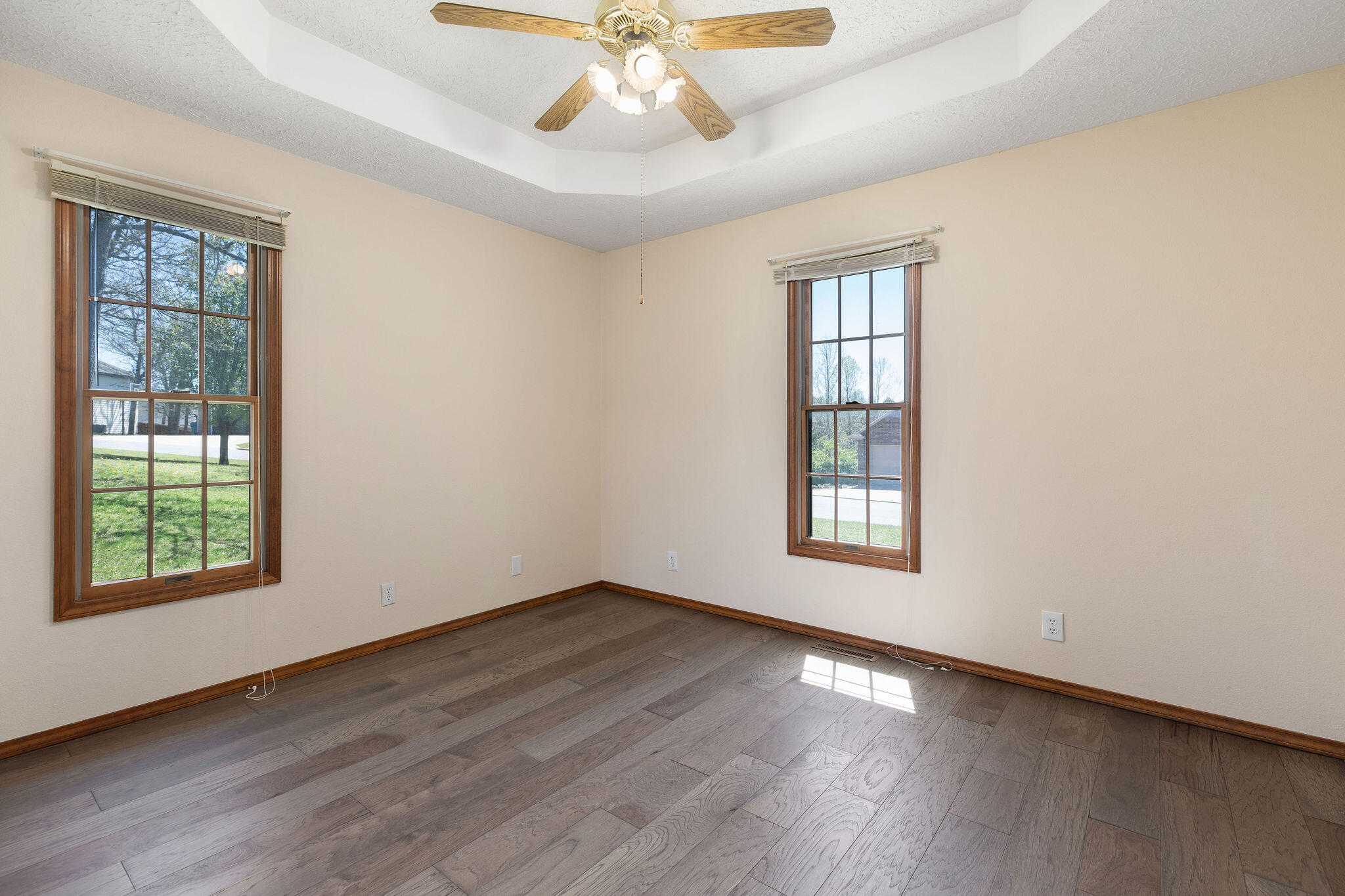 170 Oakridge Avenue Property Photo 9