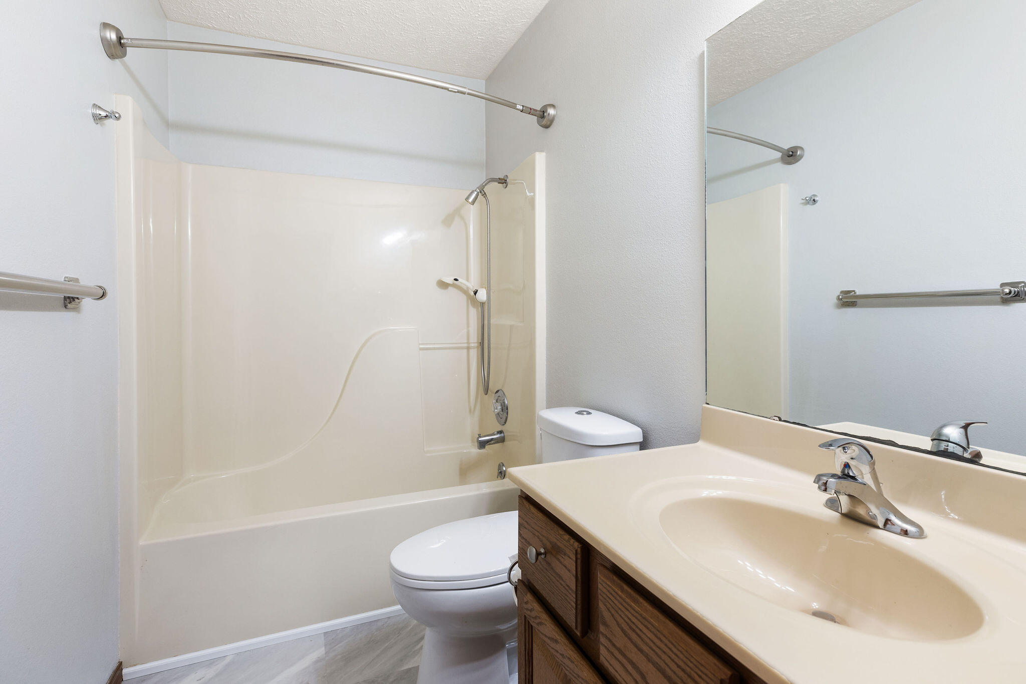 170 Oakridge Avenue Property Photo 11