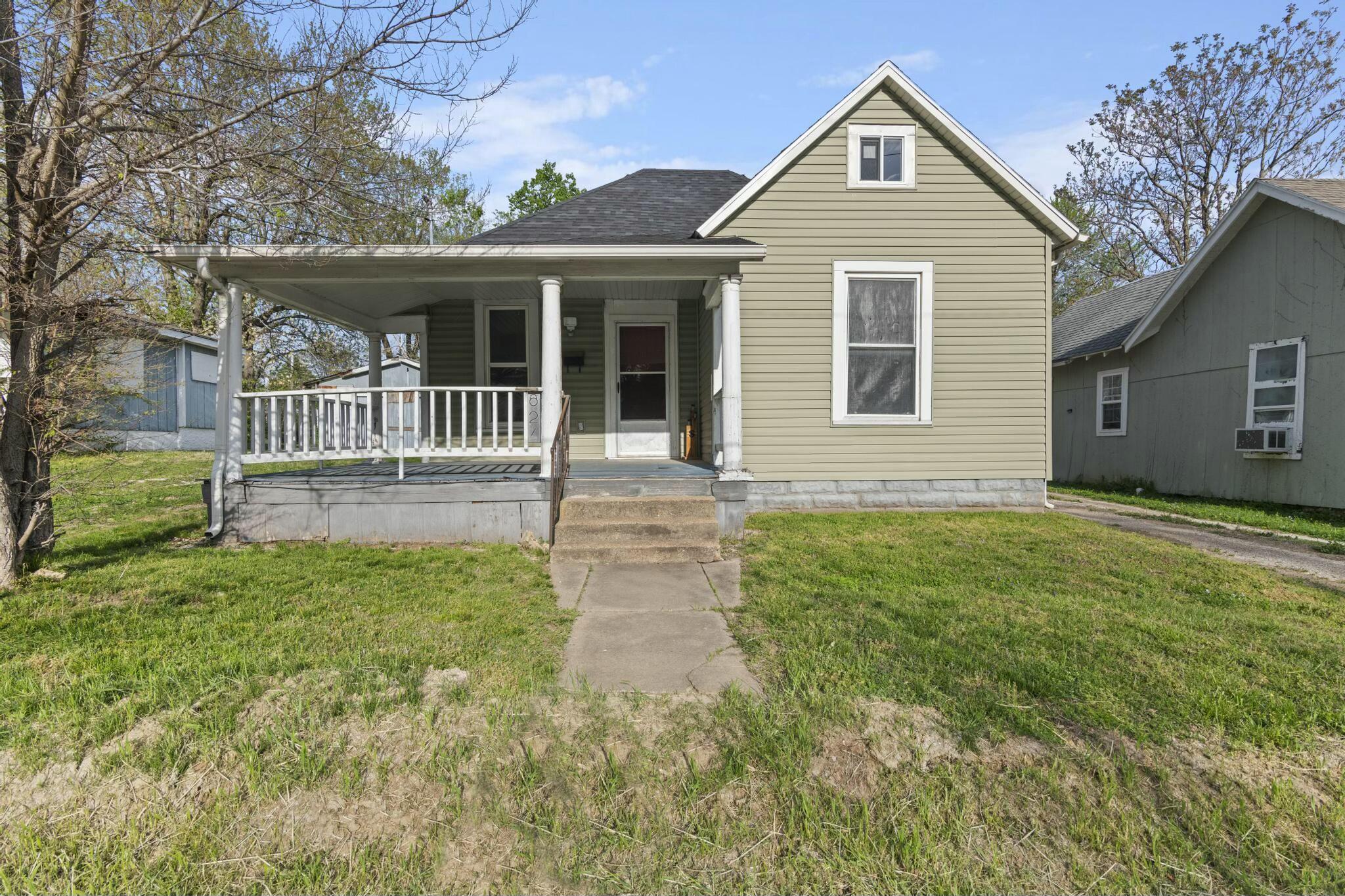 Springfield Real Estate Listings Main Image
