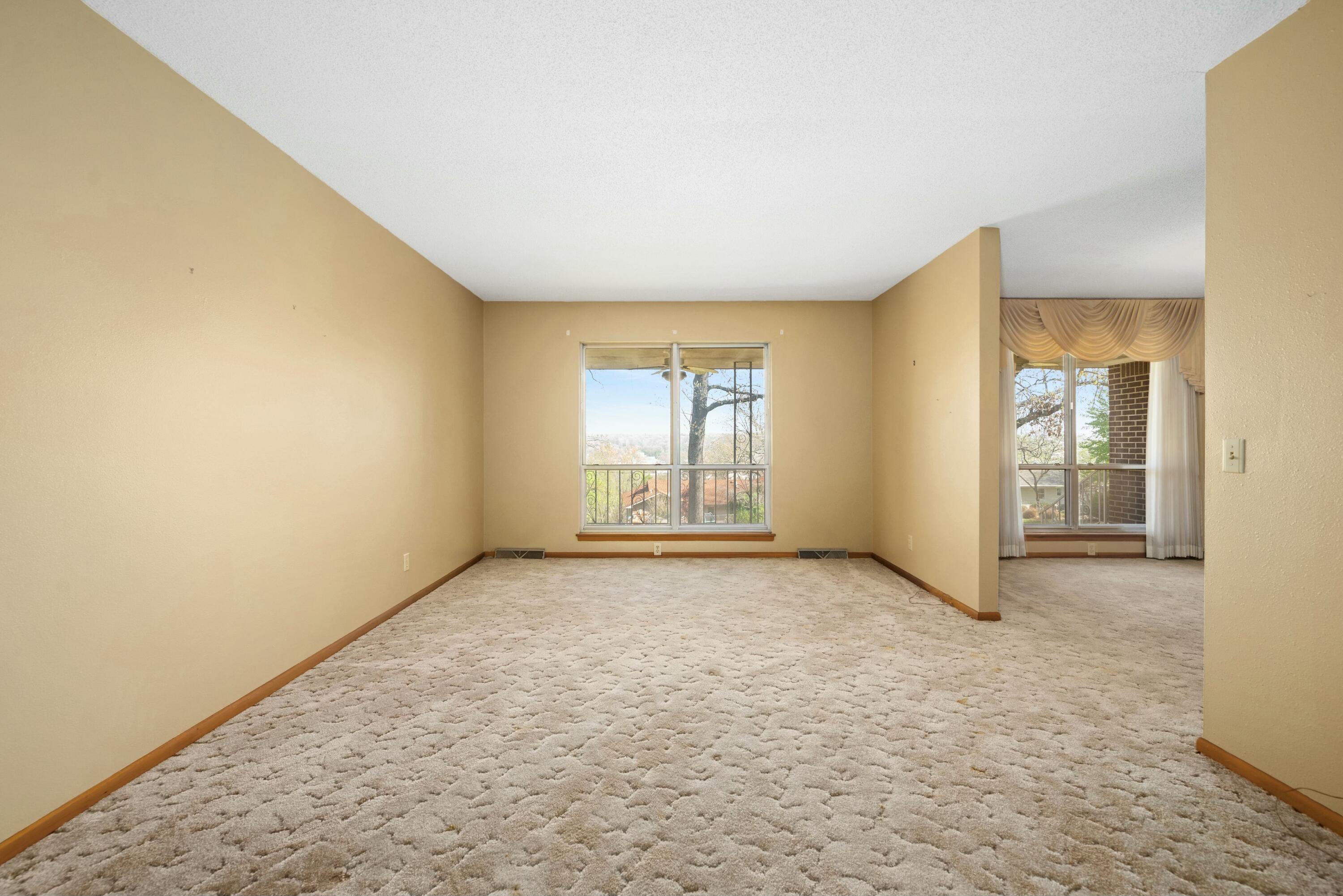 937 Warnall Circle Property Photo 22