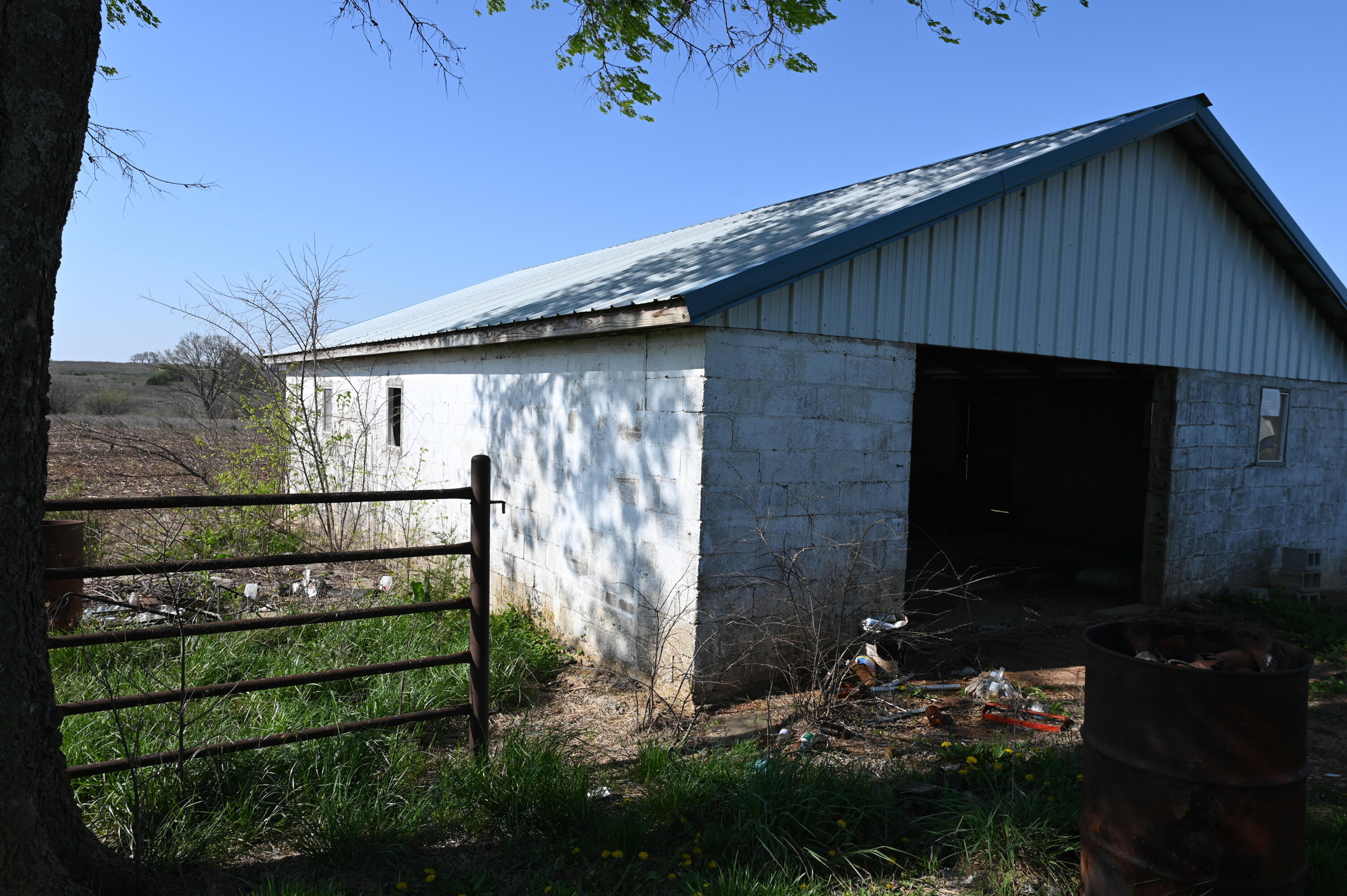 2140 East 2100 Road Property Photo 6