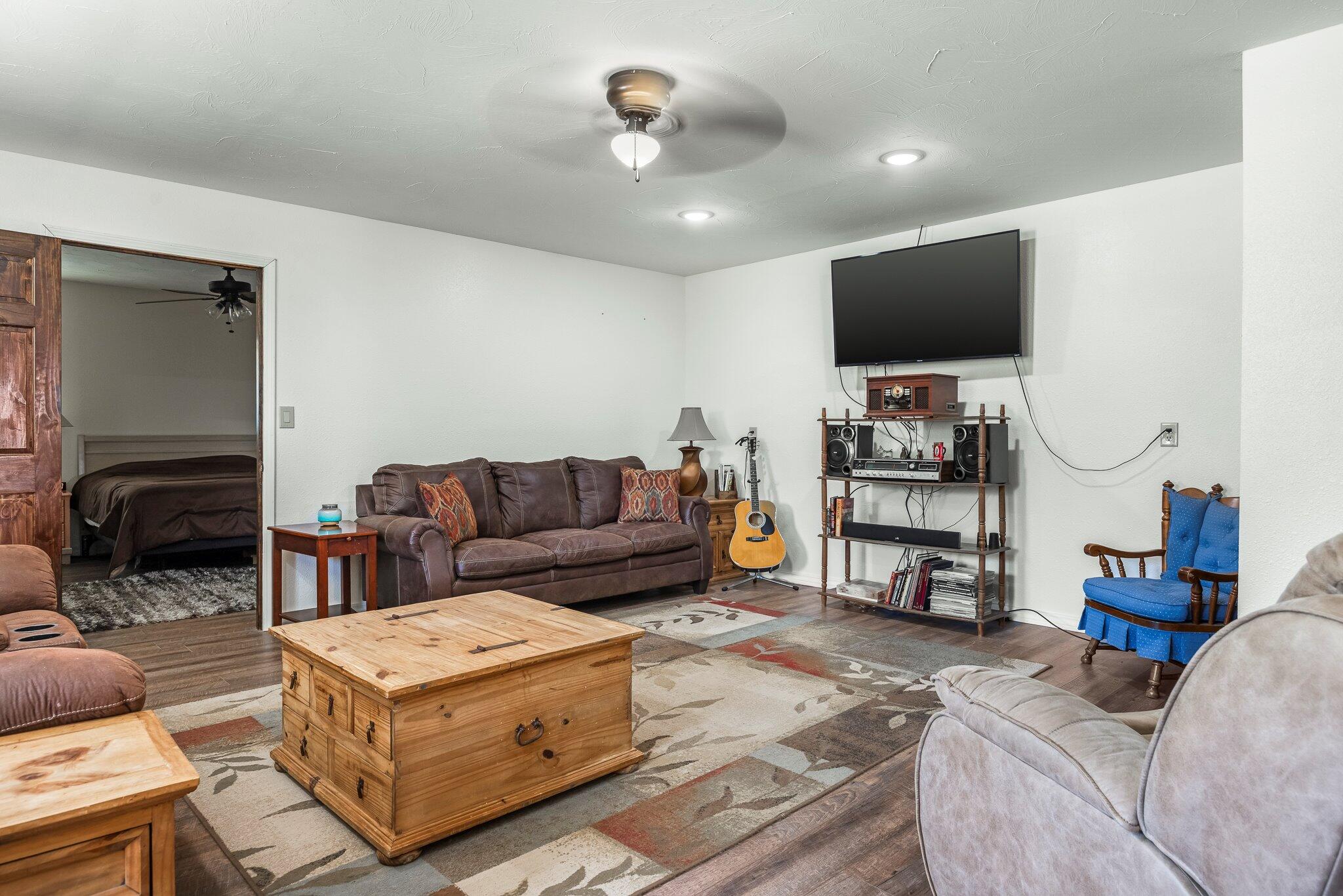 844 Mc Lean Road Property Photo 6