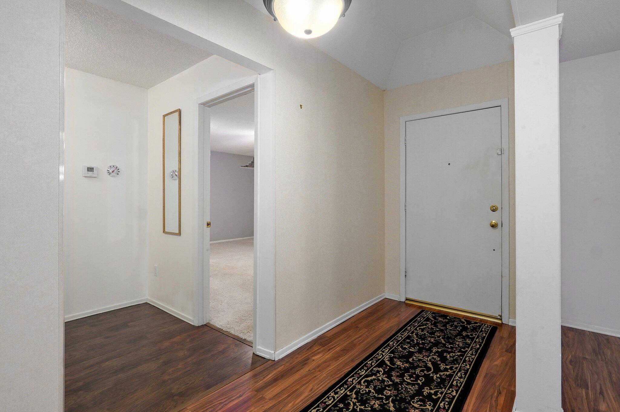 4332 South Cardinal Court Property Photo 7