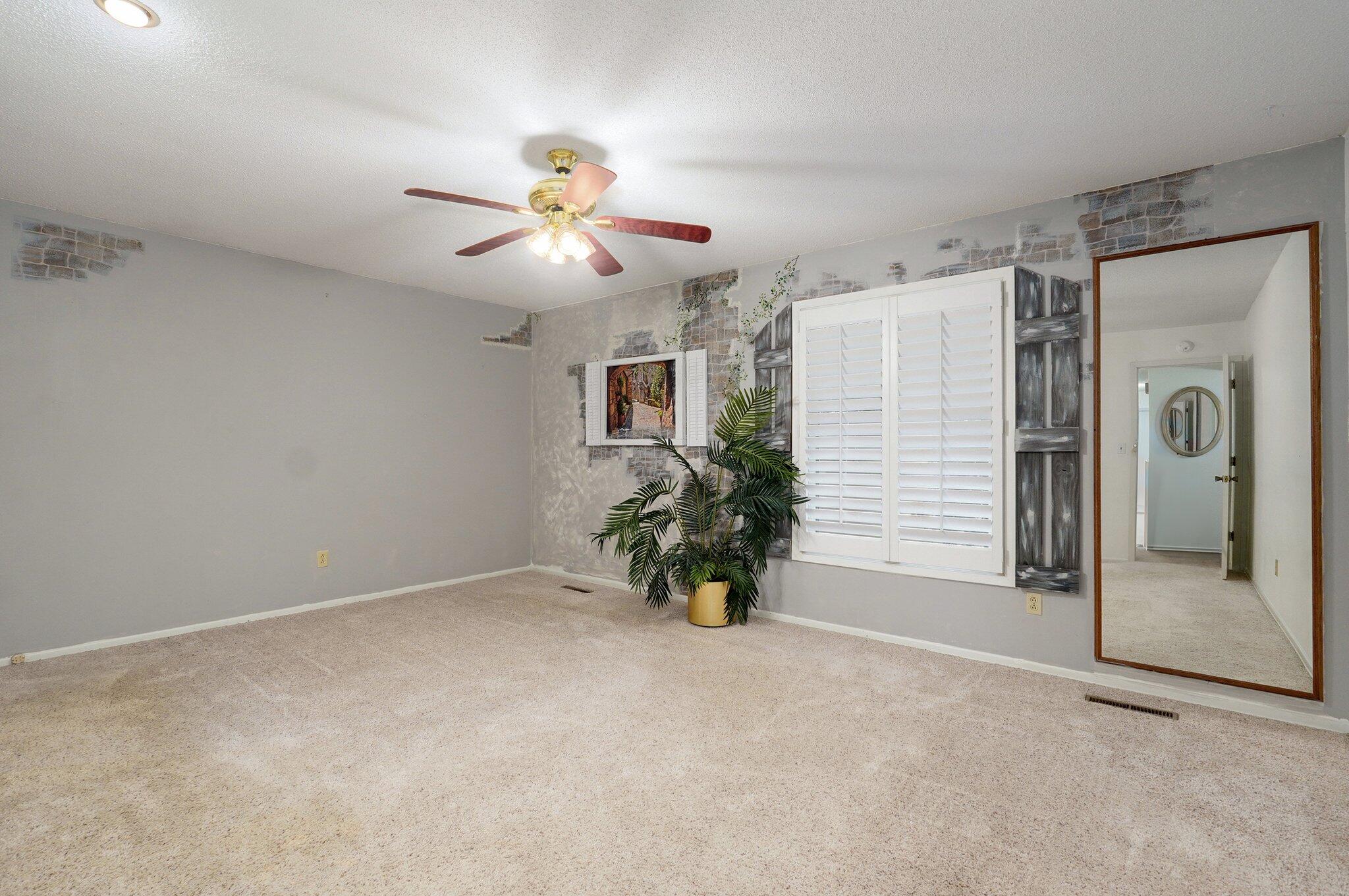 4332 South Cardinal Court Property Photo 48