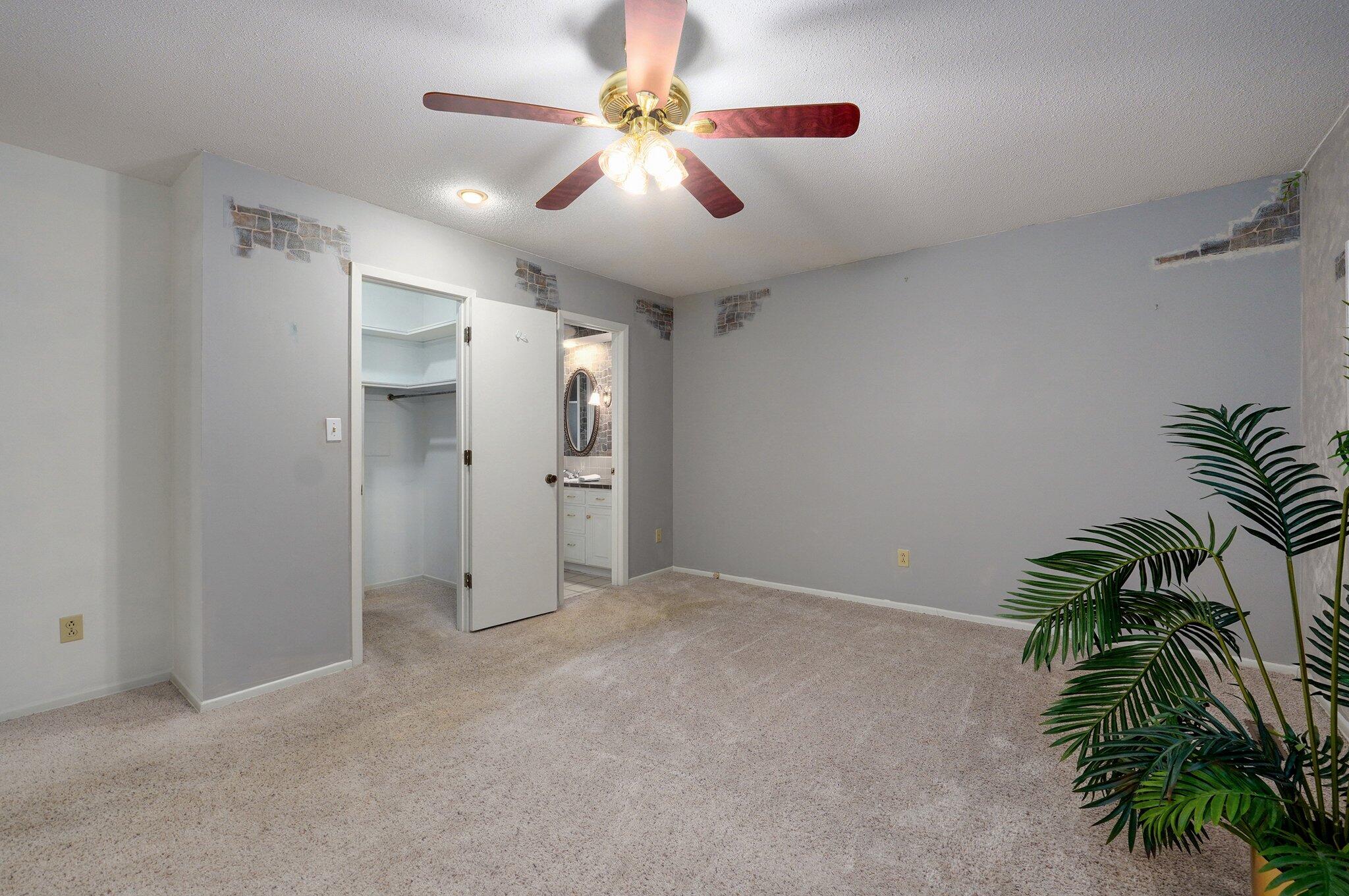 4332 South Cardinal Court Property Photo 49