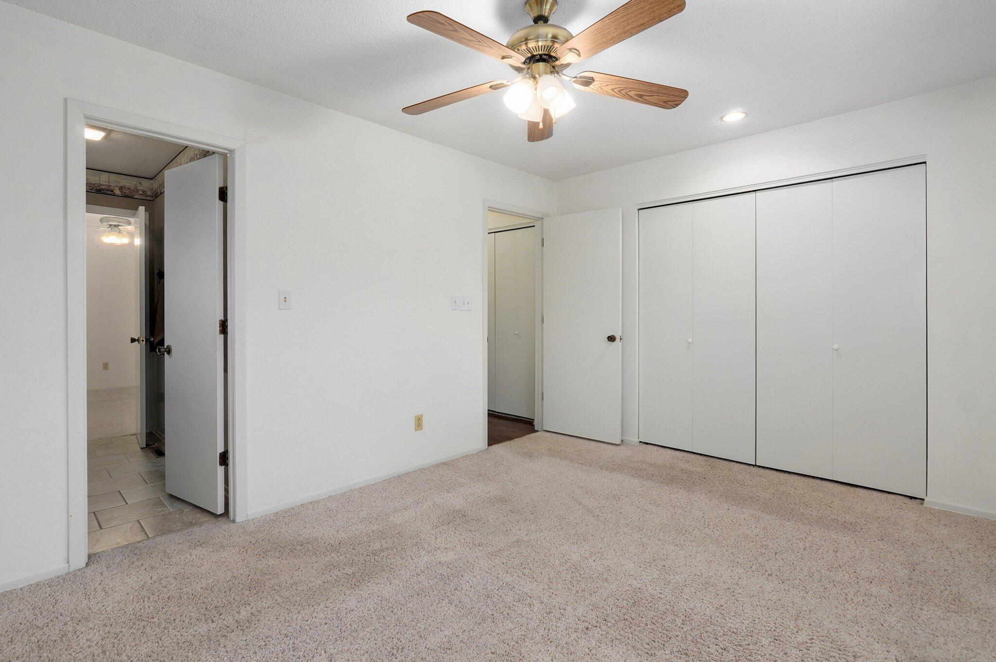 4332 South Cardinal Court Property Photo 57