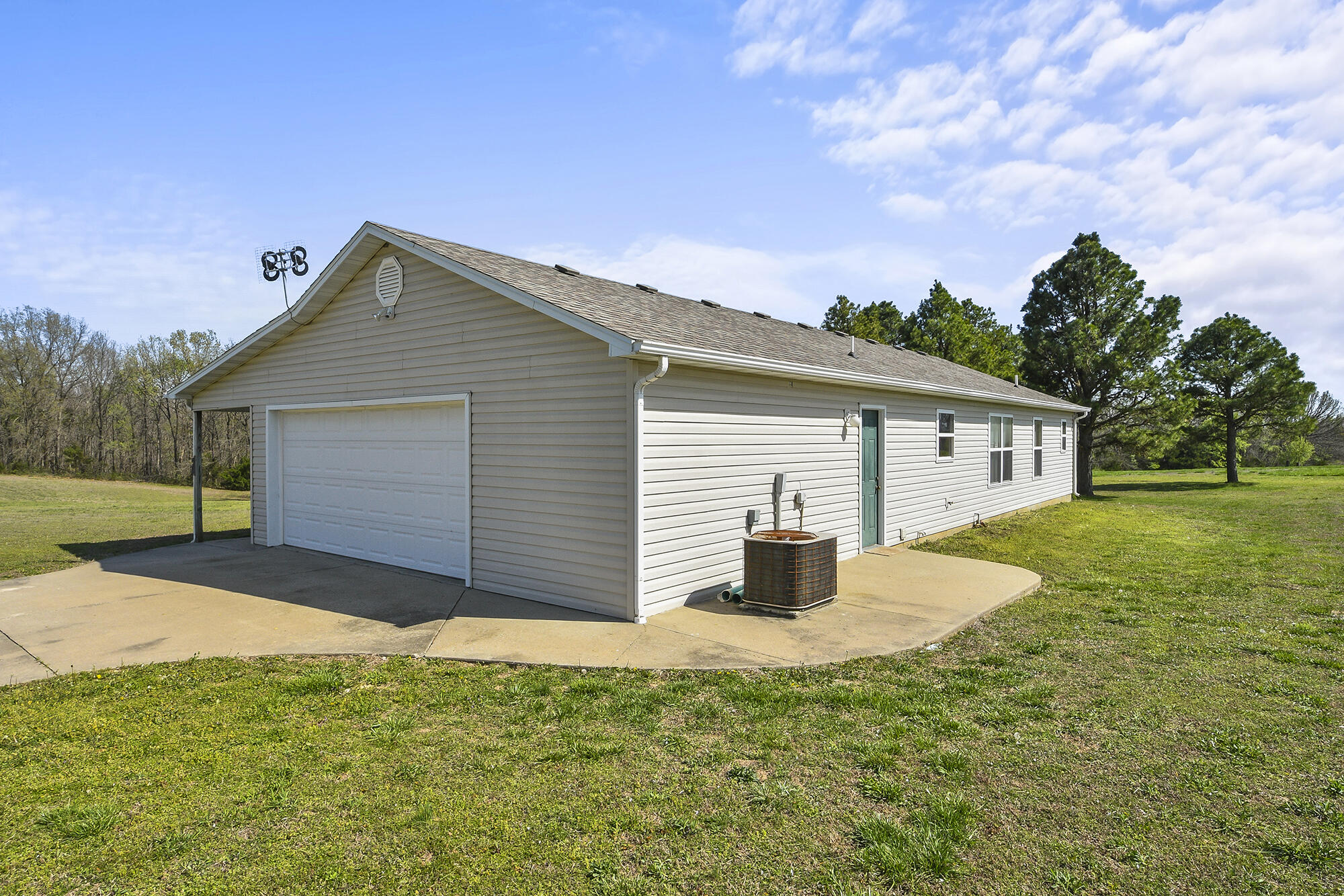 654 Highway T Property Photo 21
