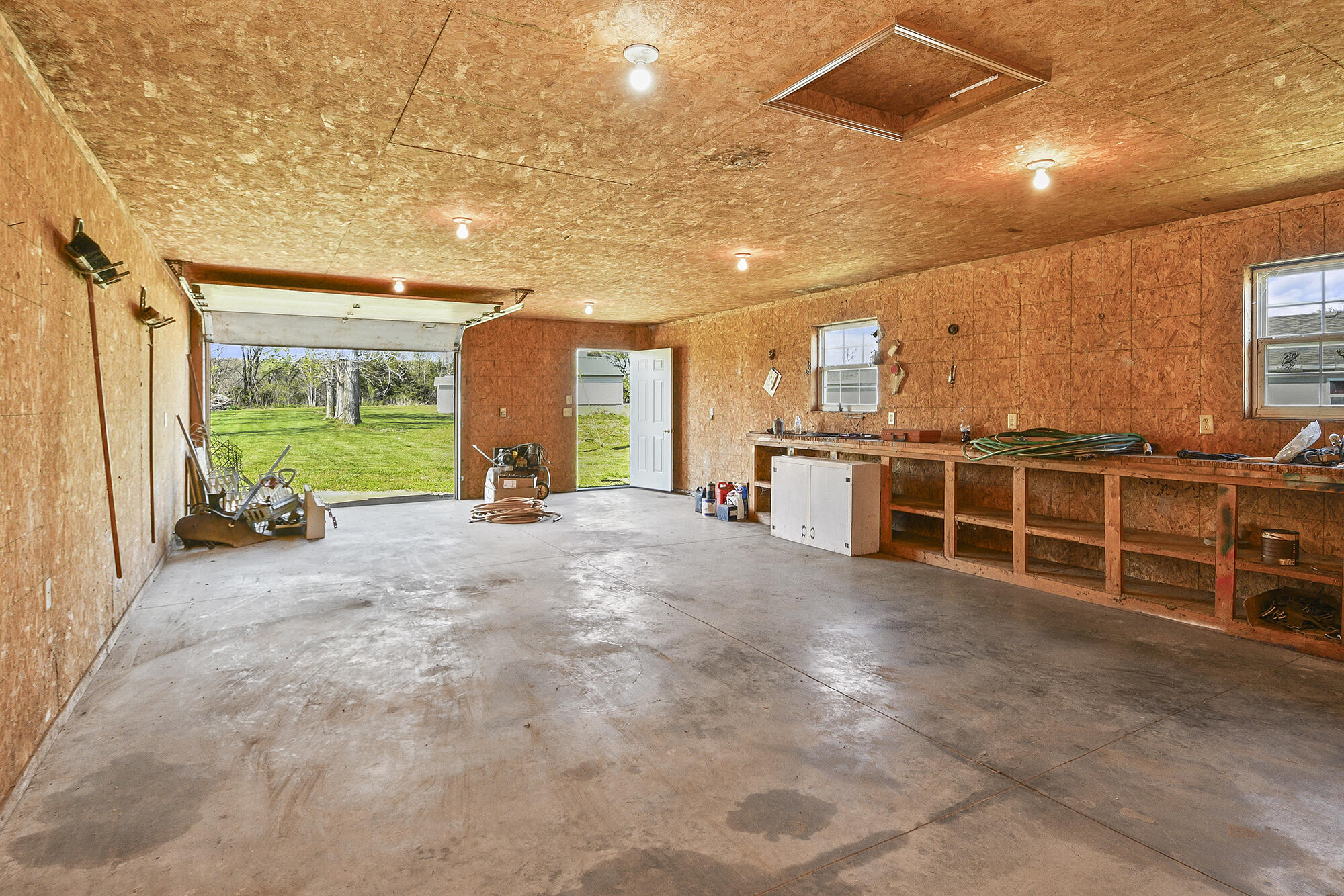 654 Highway T Property Photo 28