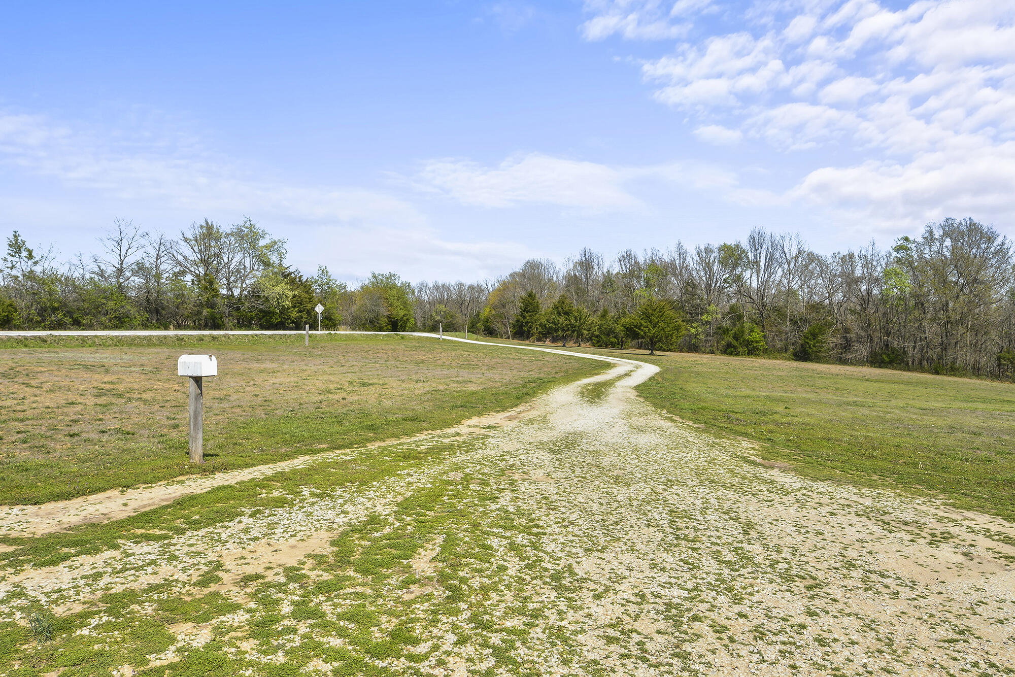 654 Highway T Property Photo 32