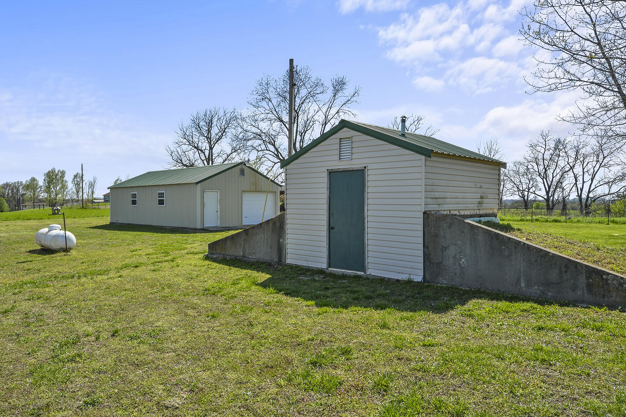 654 Highway T Property Photo 33