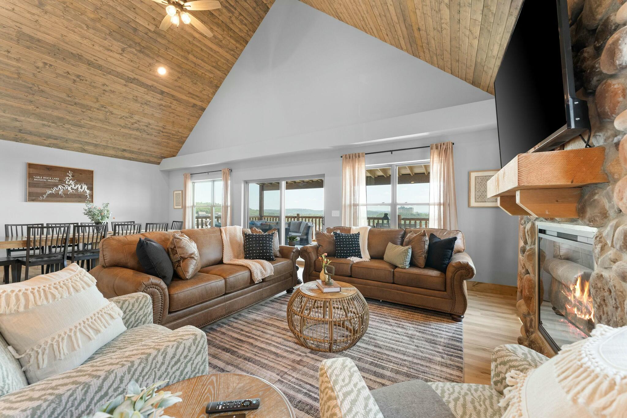 137 Summertime Court Property Photo 14