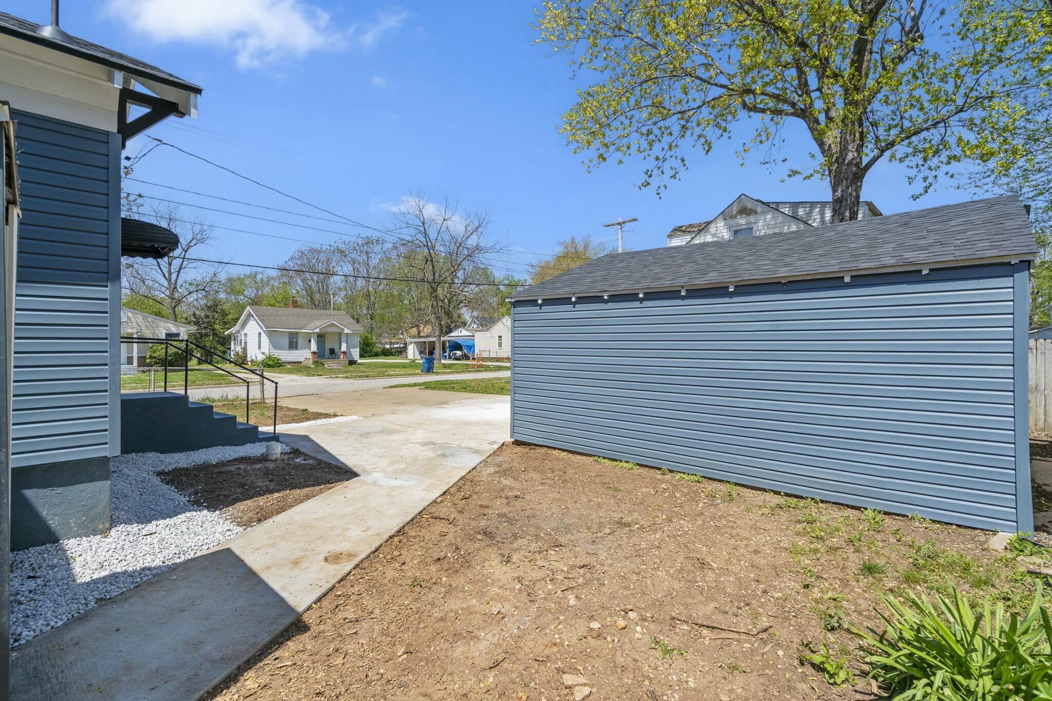 1461 East Cairo Street Property Photo 24