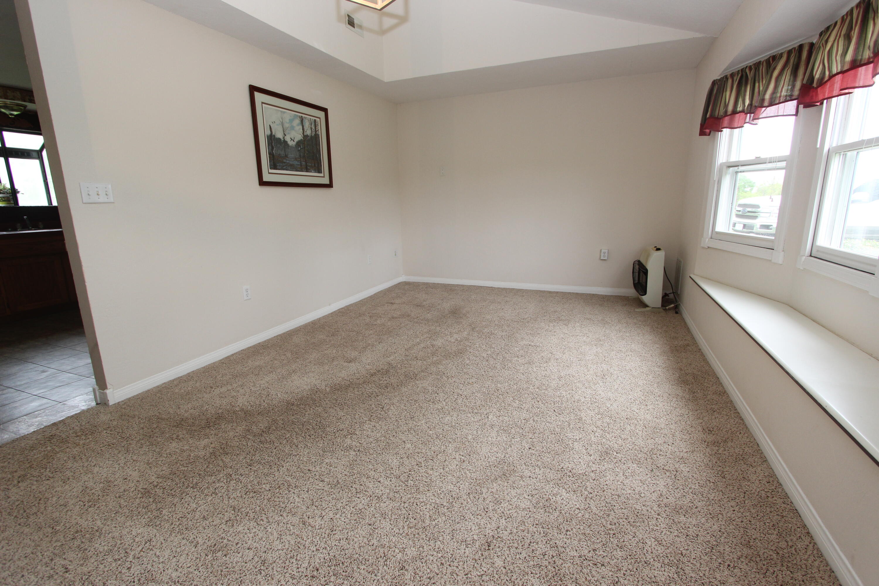 986 Burnett Road Property Photo 10
