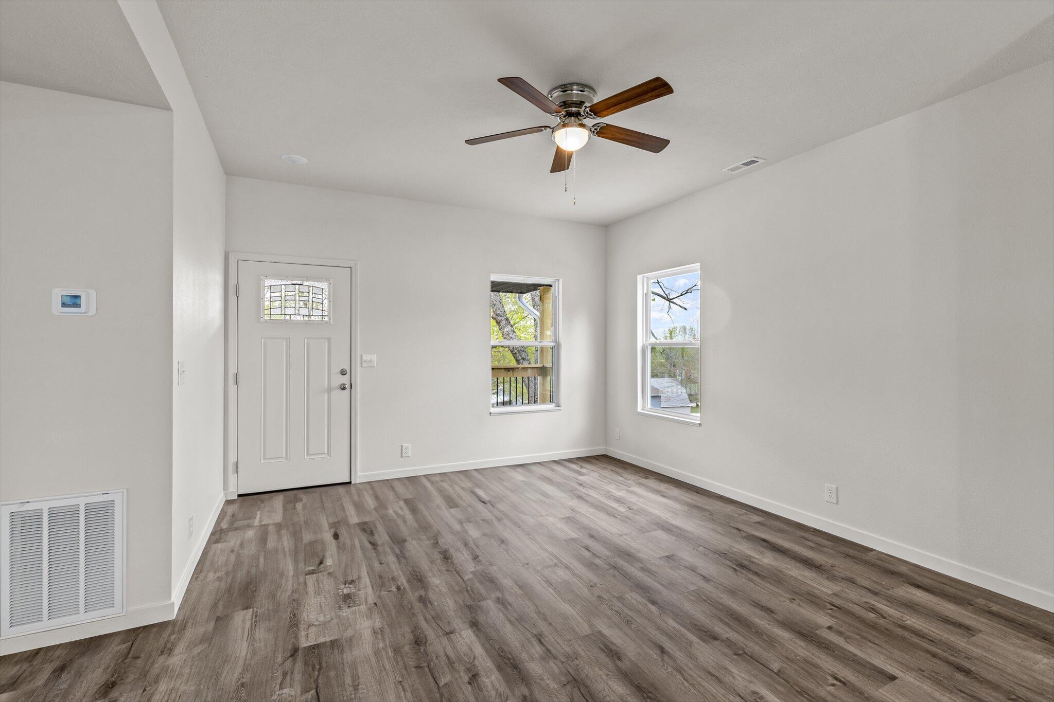 510 North Henry Street Property Photo 4