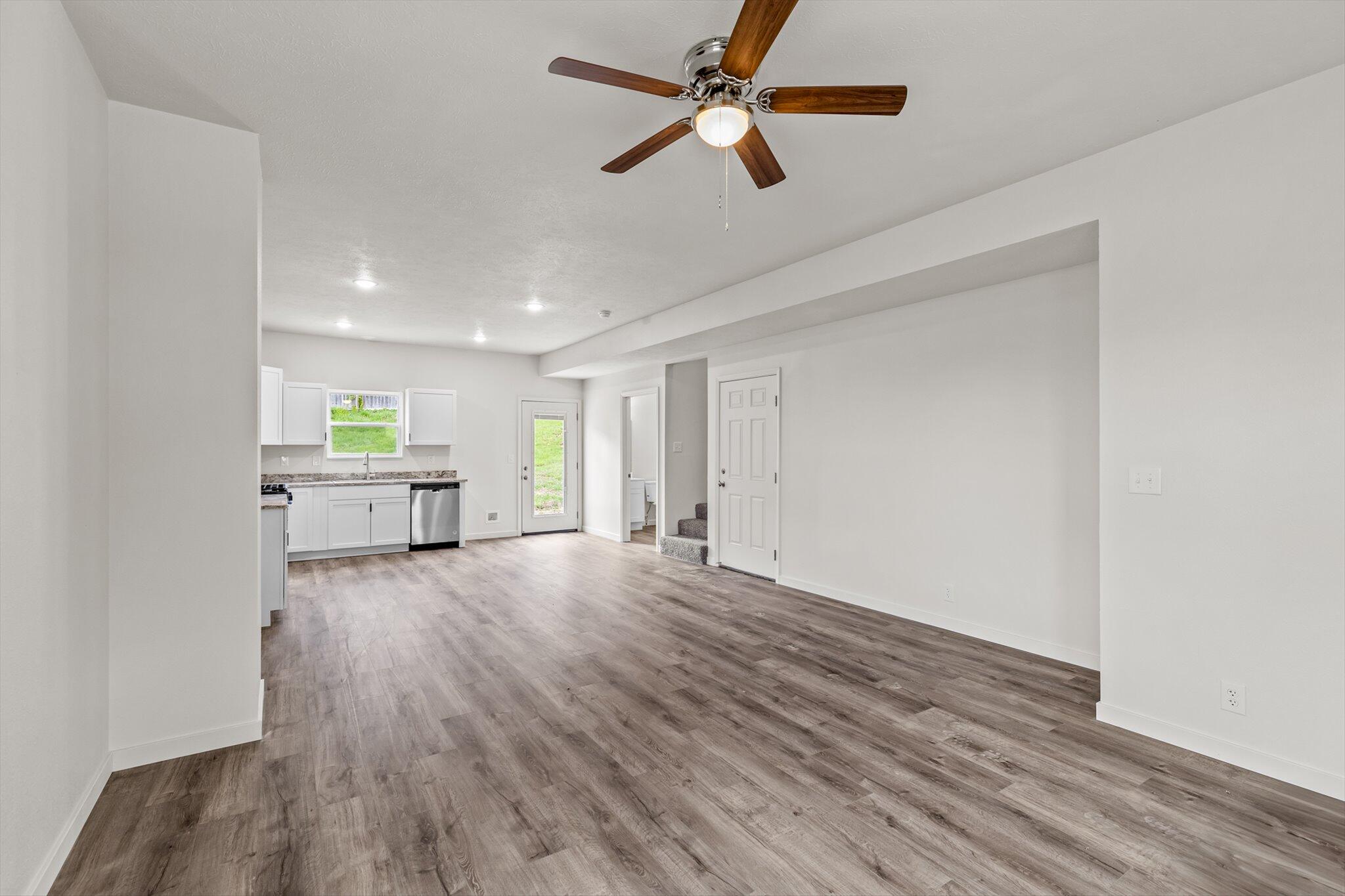 510 North Henry Street Property Photo 5