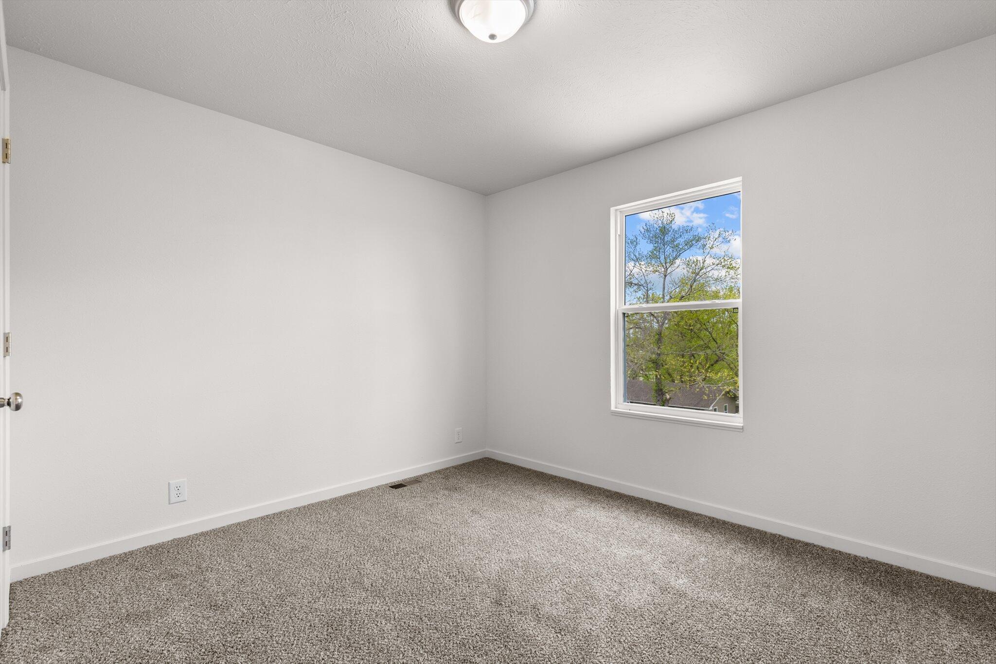 510 North Henry Street Property Photo 17