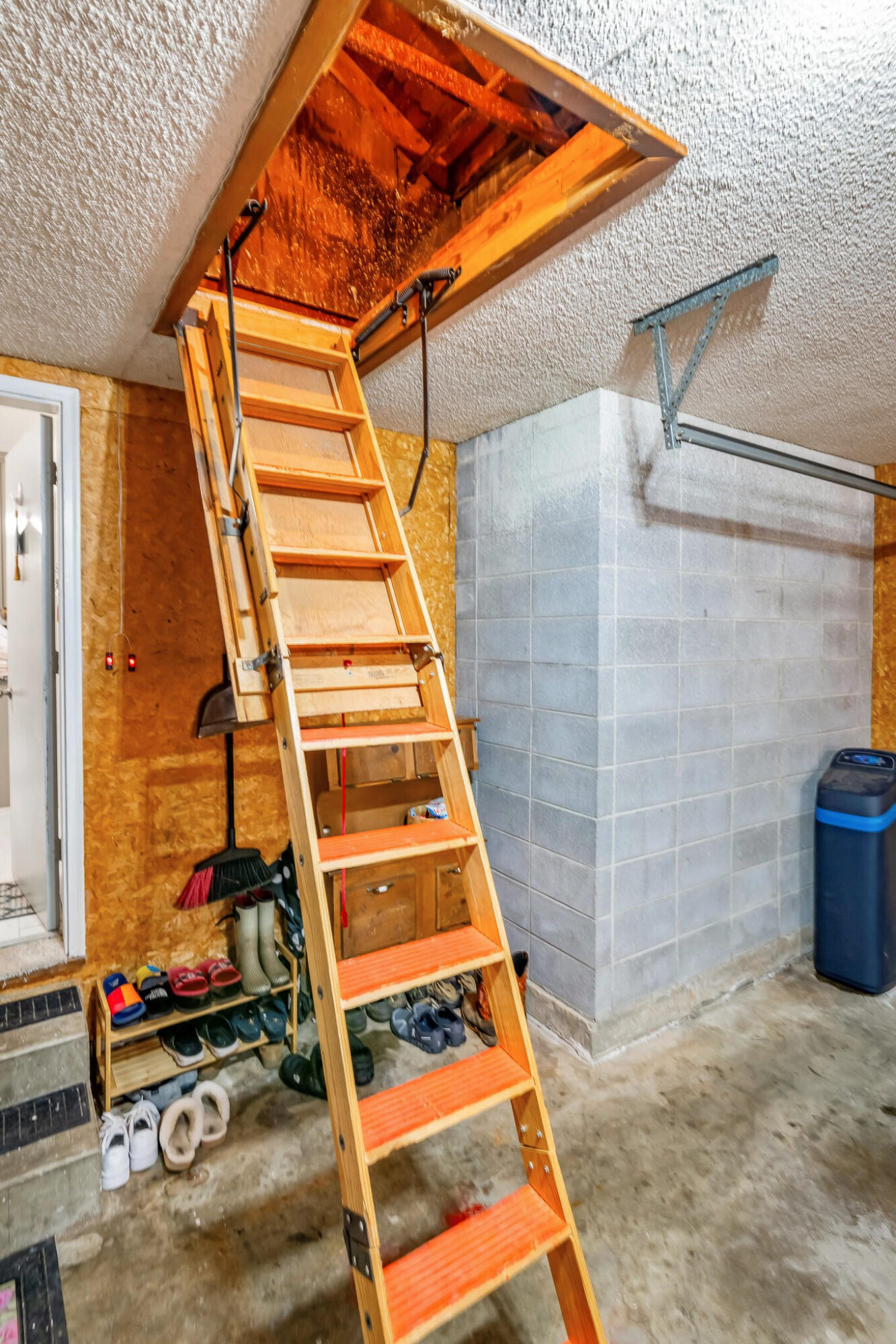 1841 East Vincent Street Property Photo 45