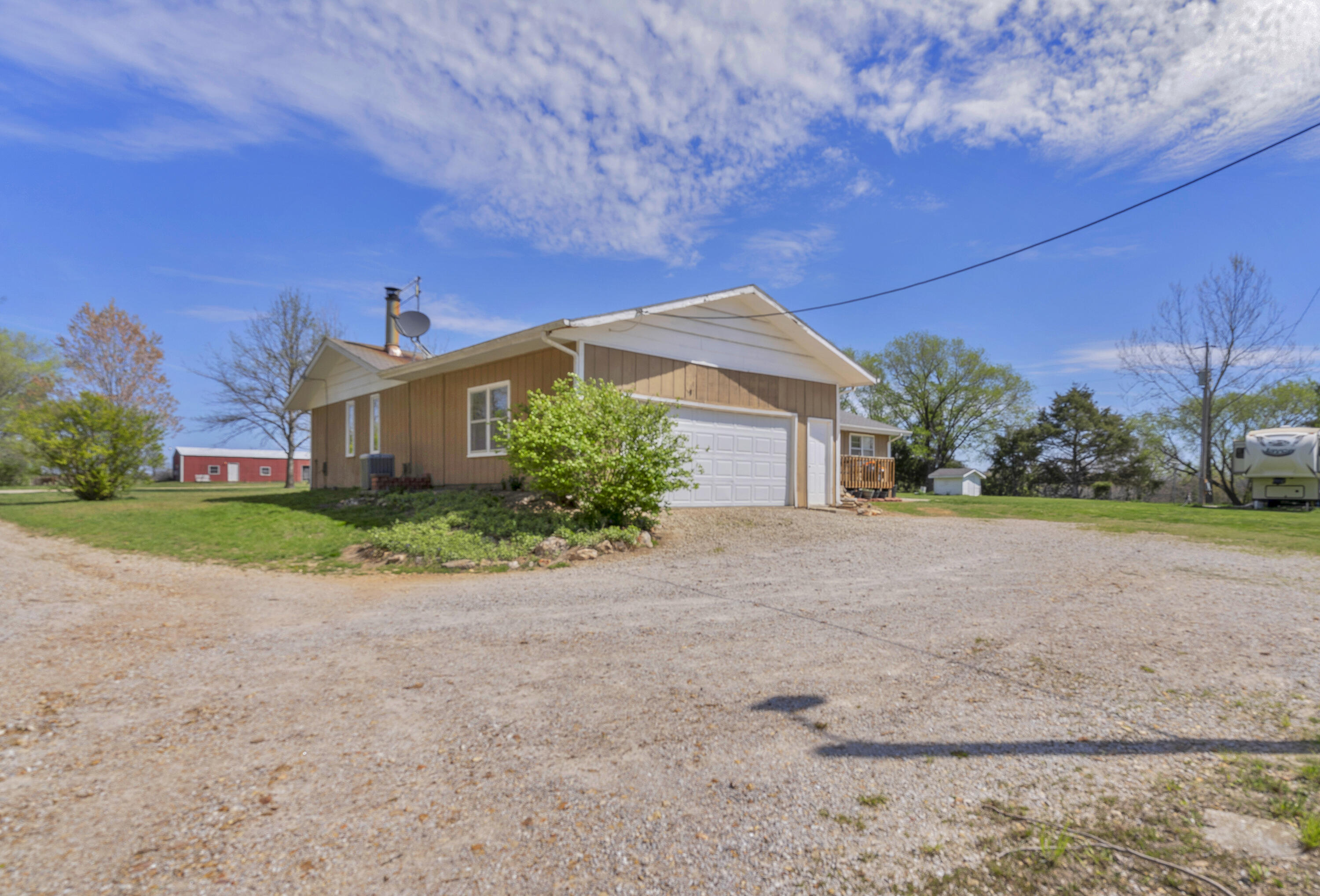 3440 Reed Road Property Photo 5