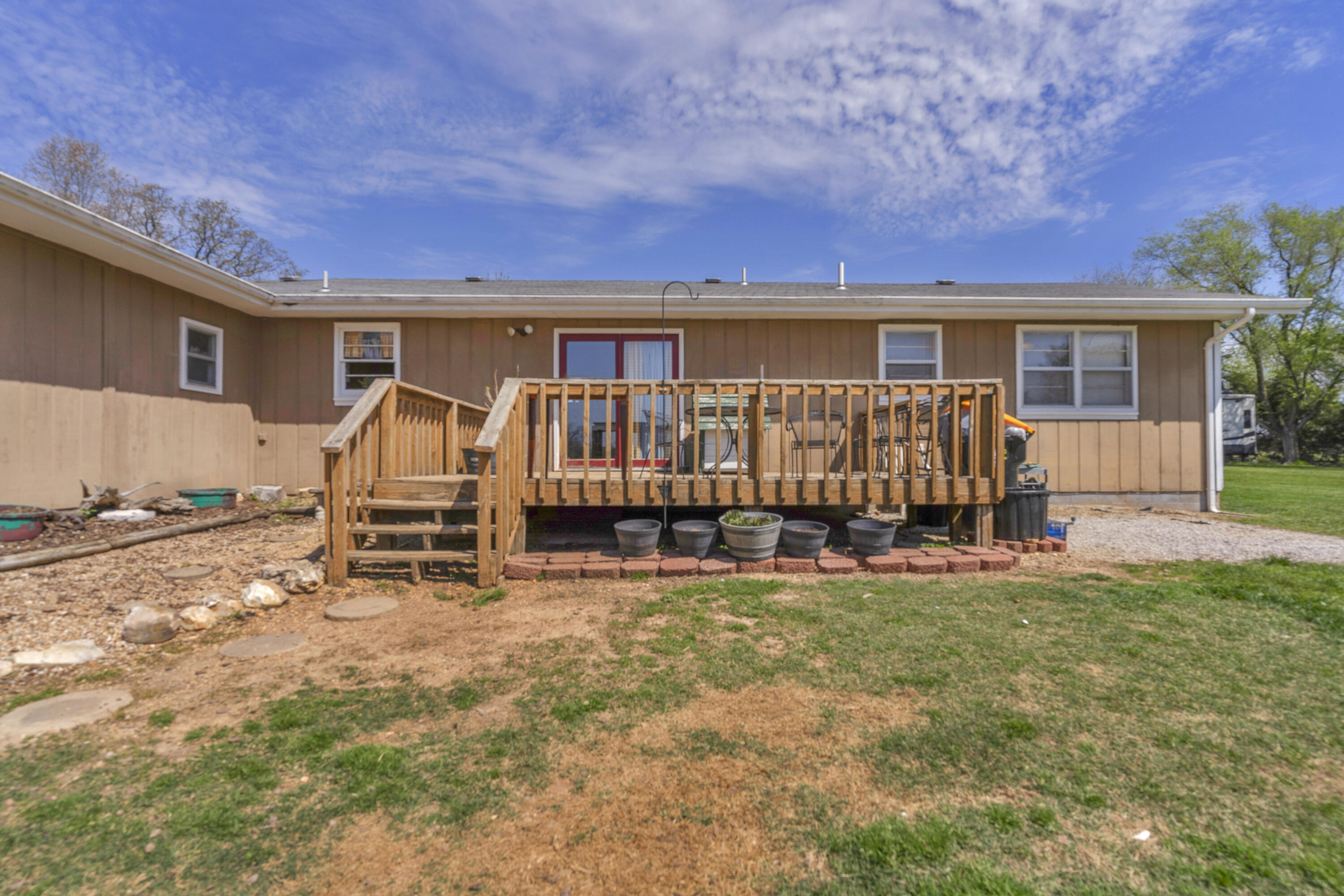 3440 Reed Road Property Photo 7