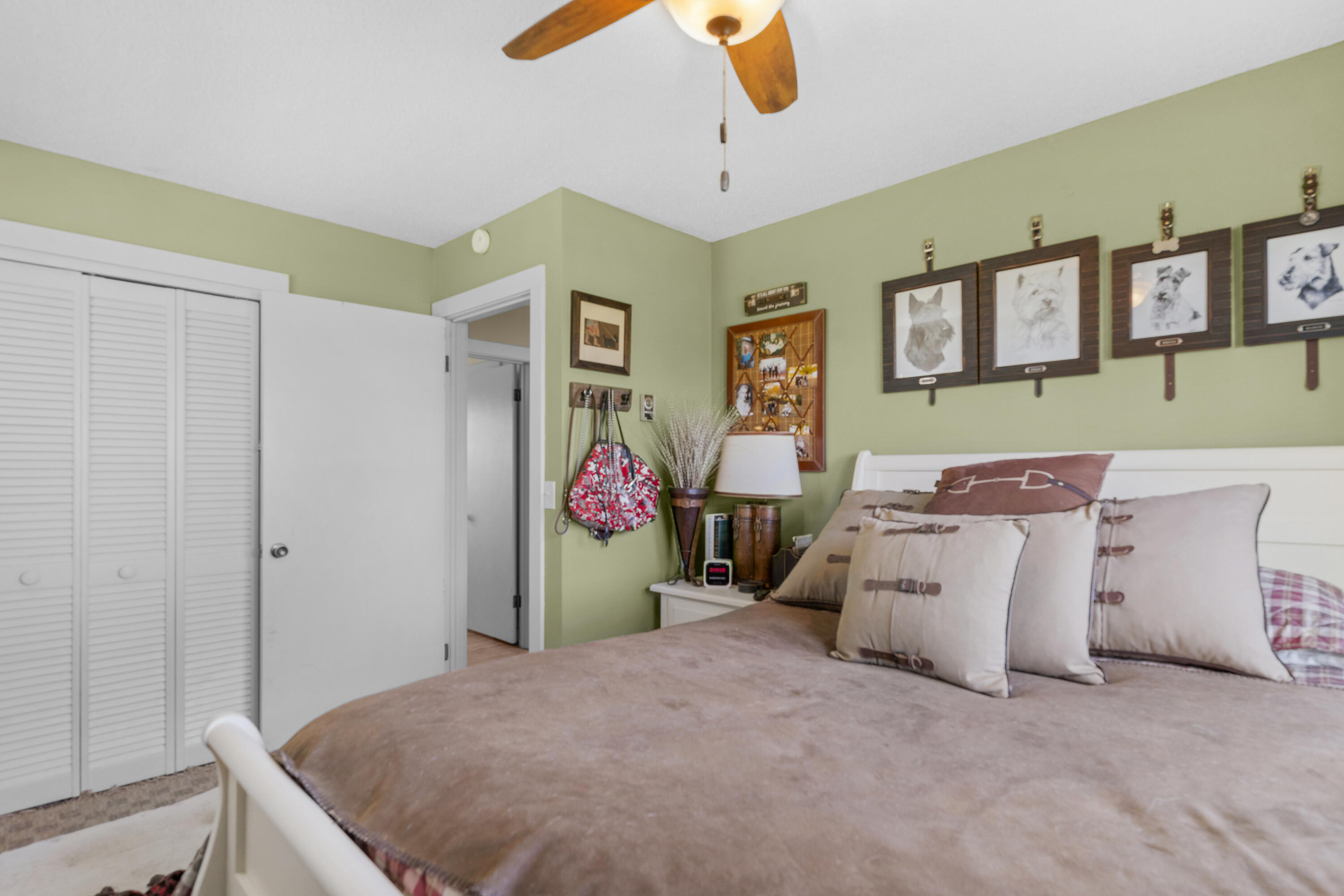 3440 Reed Road Property Photo 11