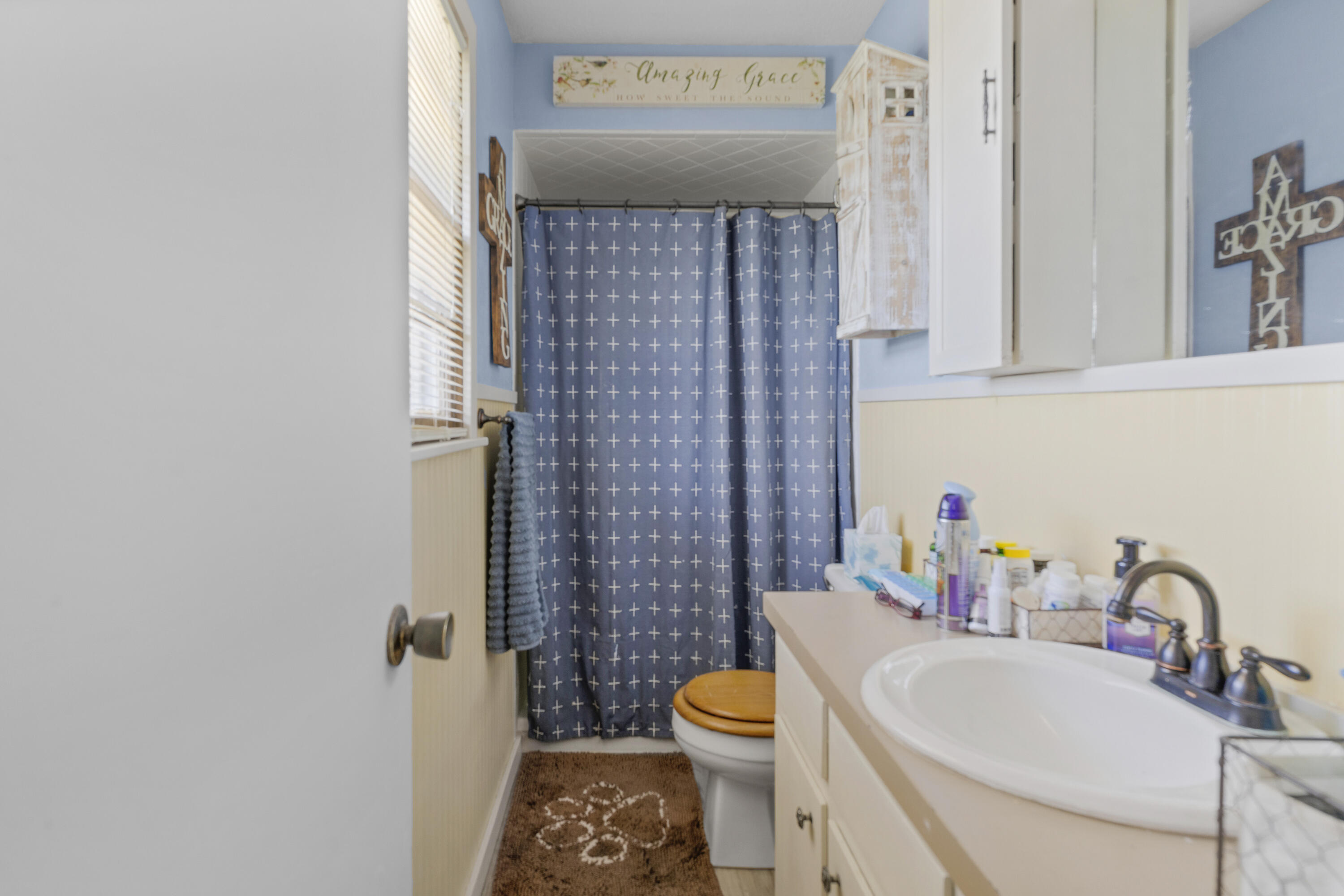 3440 Reed Road Property Photo 14