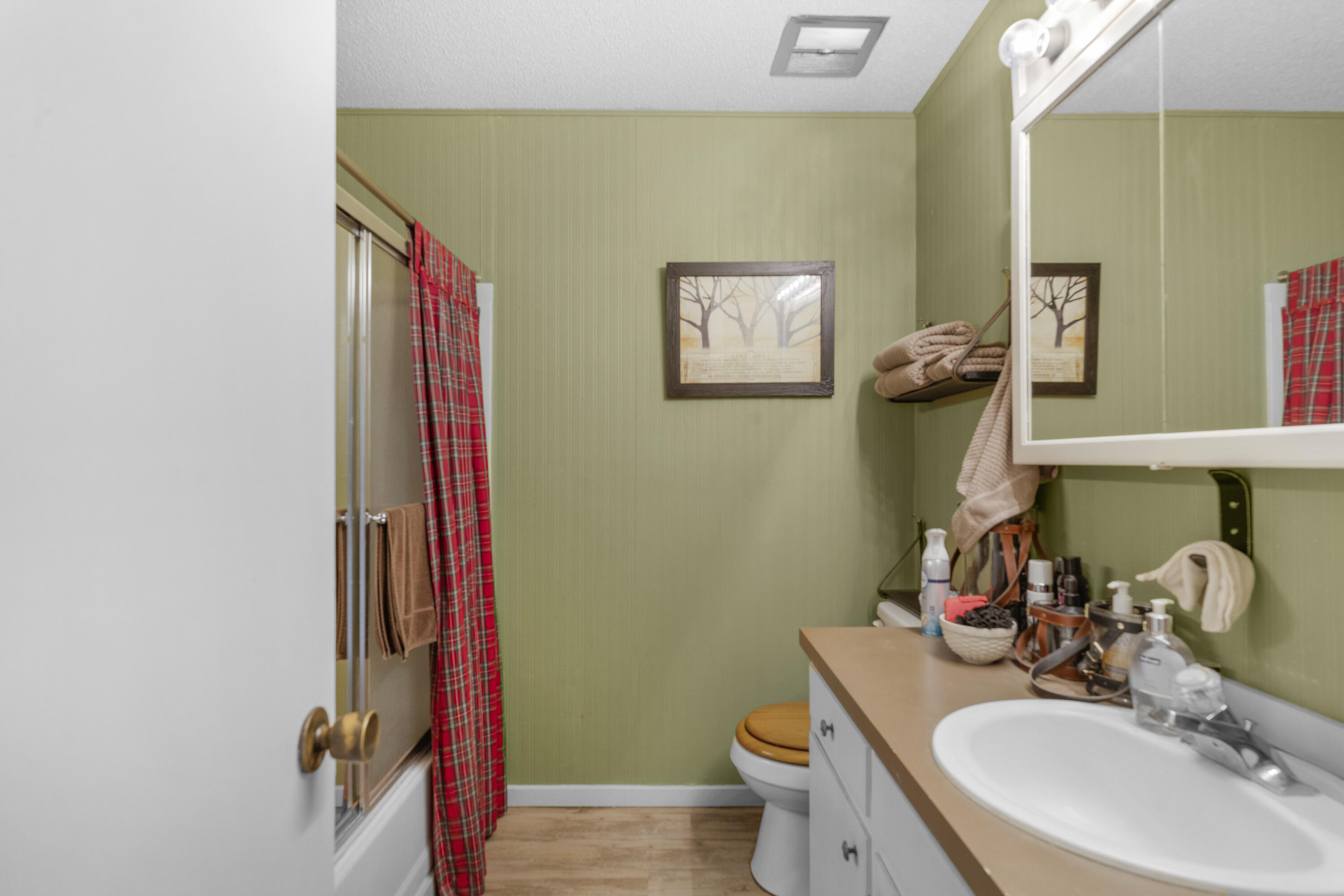 3440 Reed Road Property Photo 17