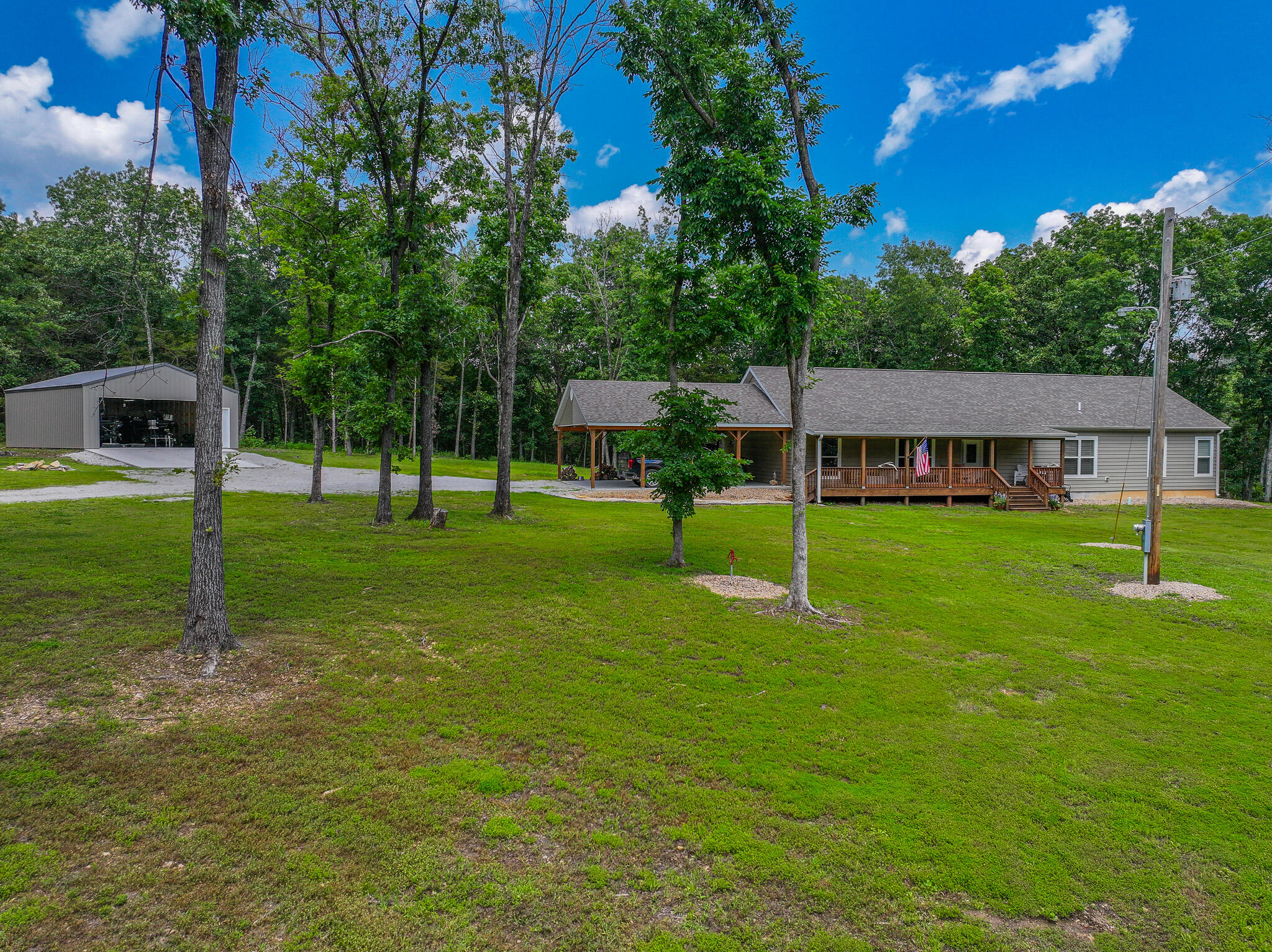 10200 Southeast 1075 Road Property Photo 1