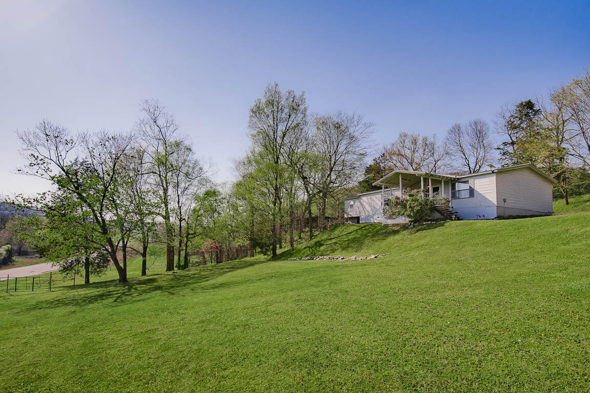 8871 West 90 Highway Property Photo