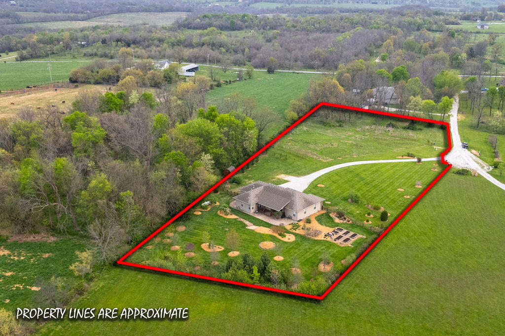 215 Wisewood Lane Property Photo