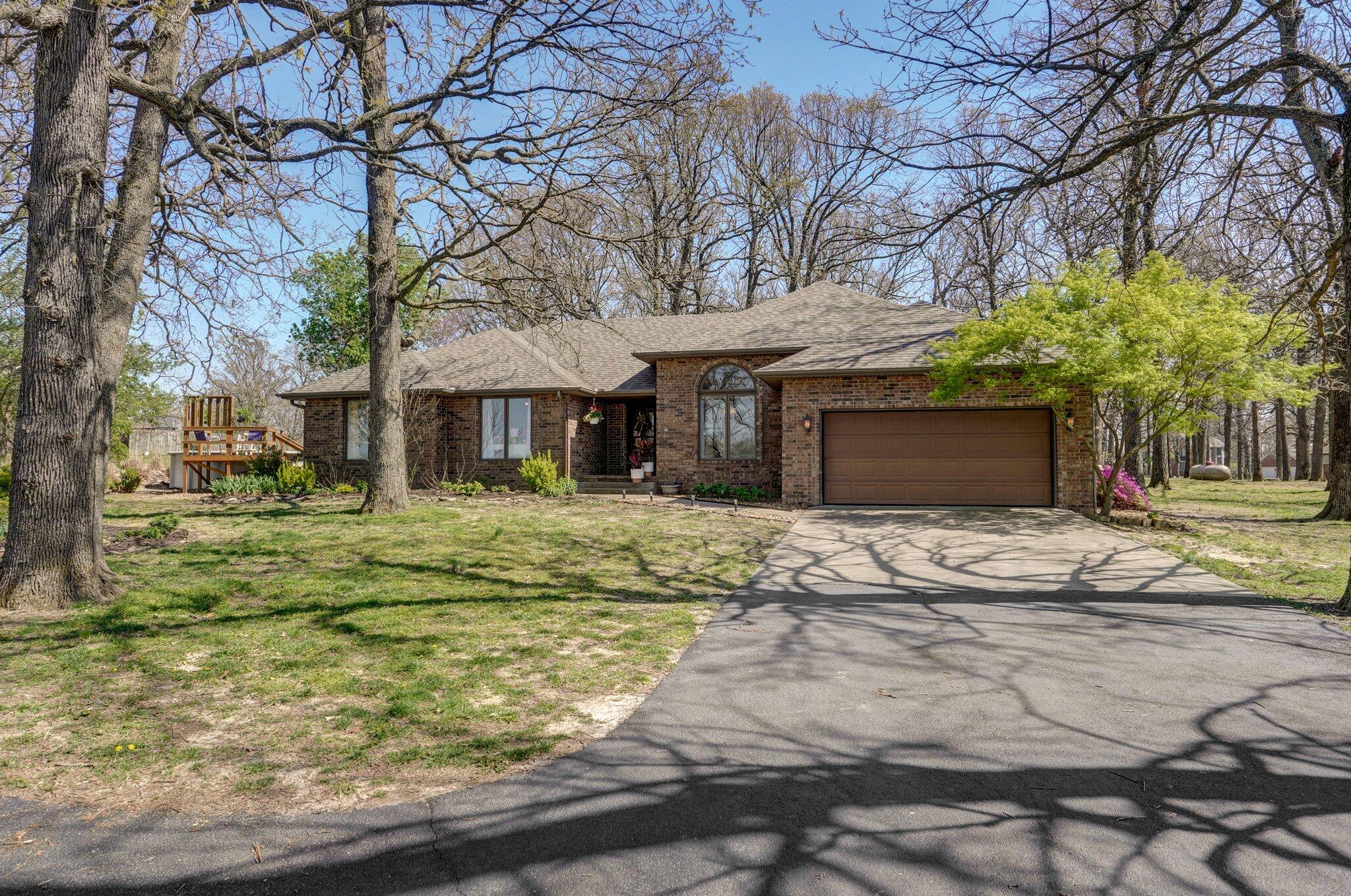 625 Parkwood Drive Property Photo