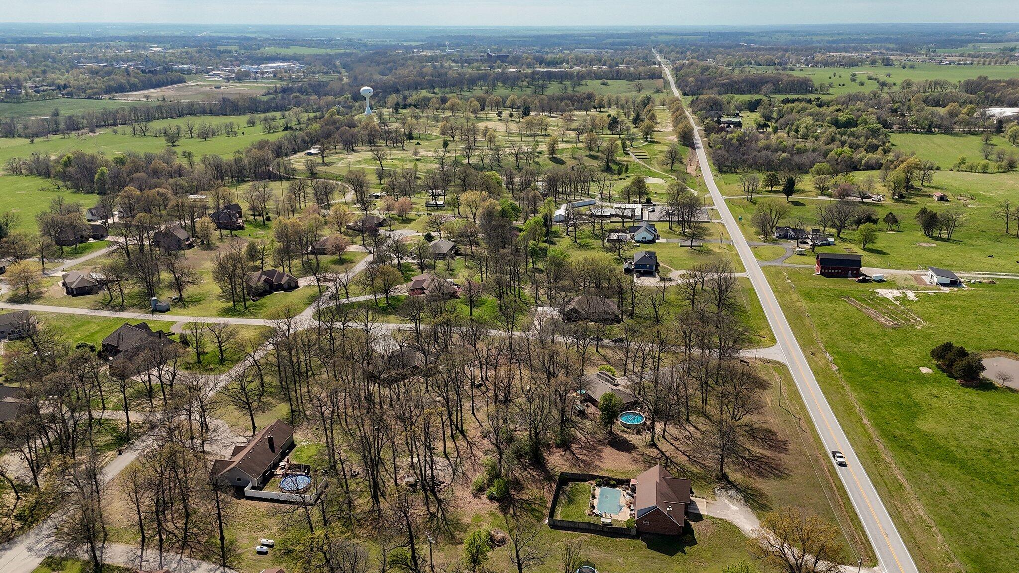 625 Parkwood Drive Property Photo 38