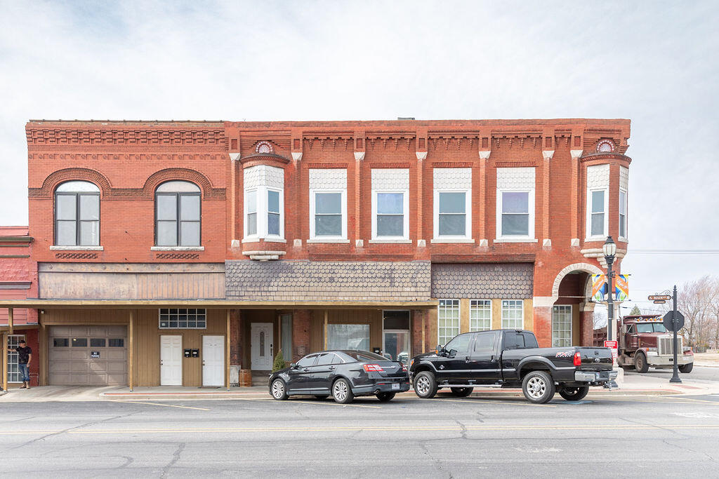 406 South Main Street Property Photo