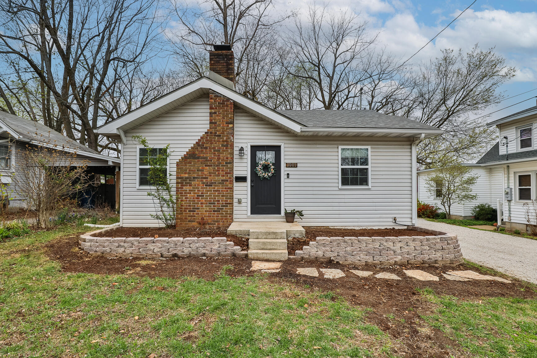 1009 South Ferguson Avenue Property Photo