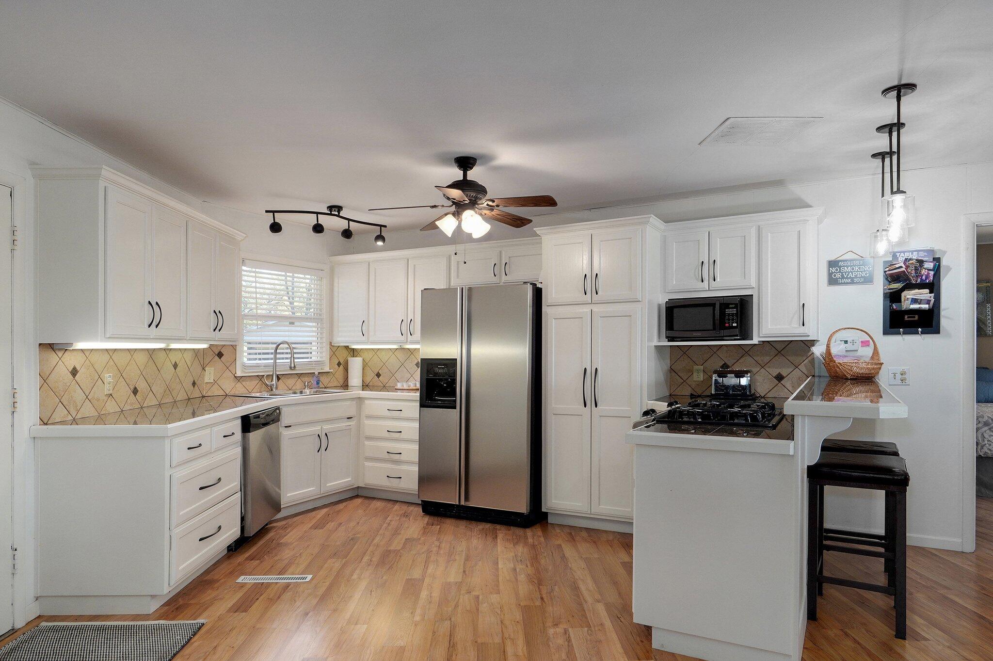 26161 Cedarwood Lane Property Photo 8