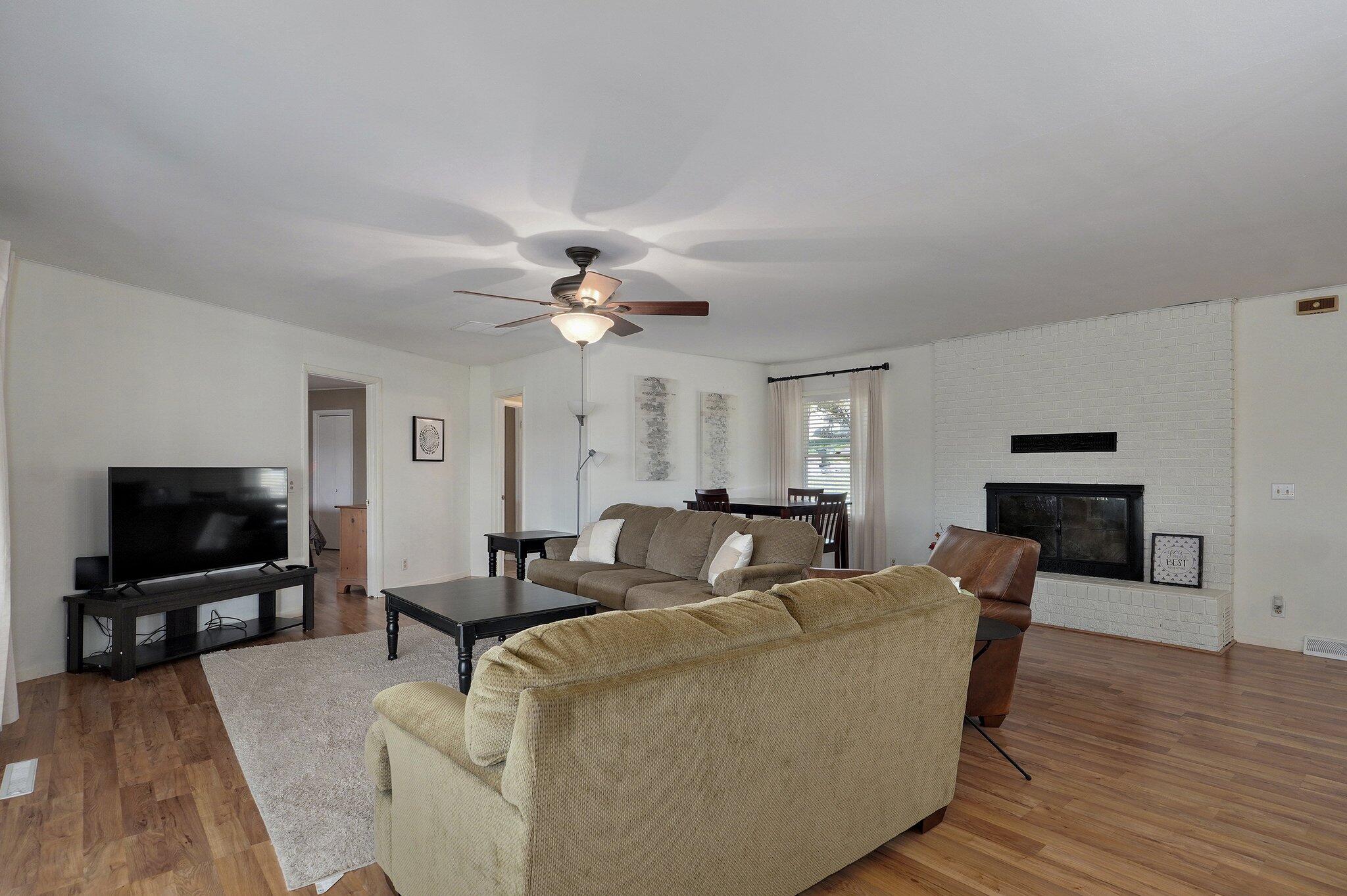 26161 Cedarwood Lane Property Photo 15