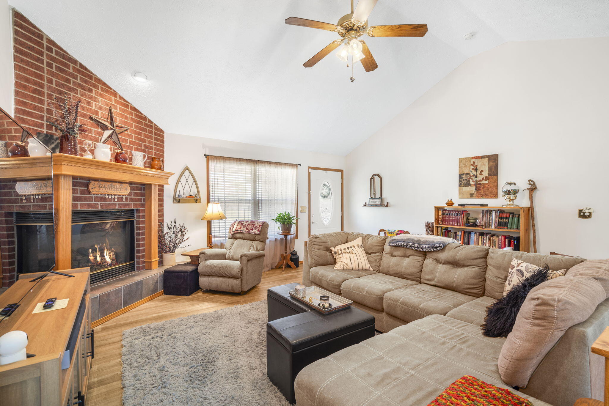 5363 Cloverdale Lane Property Photo 7