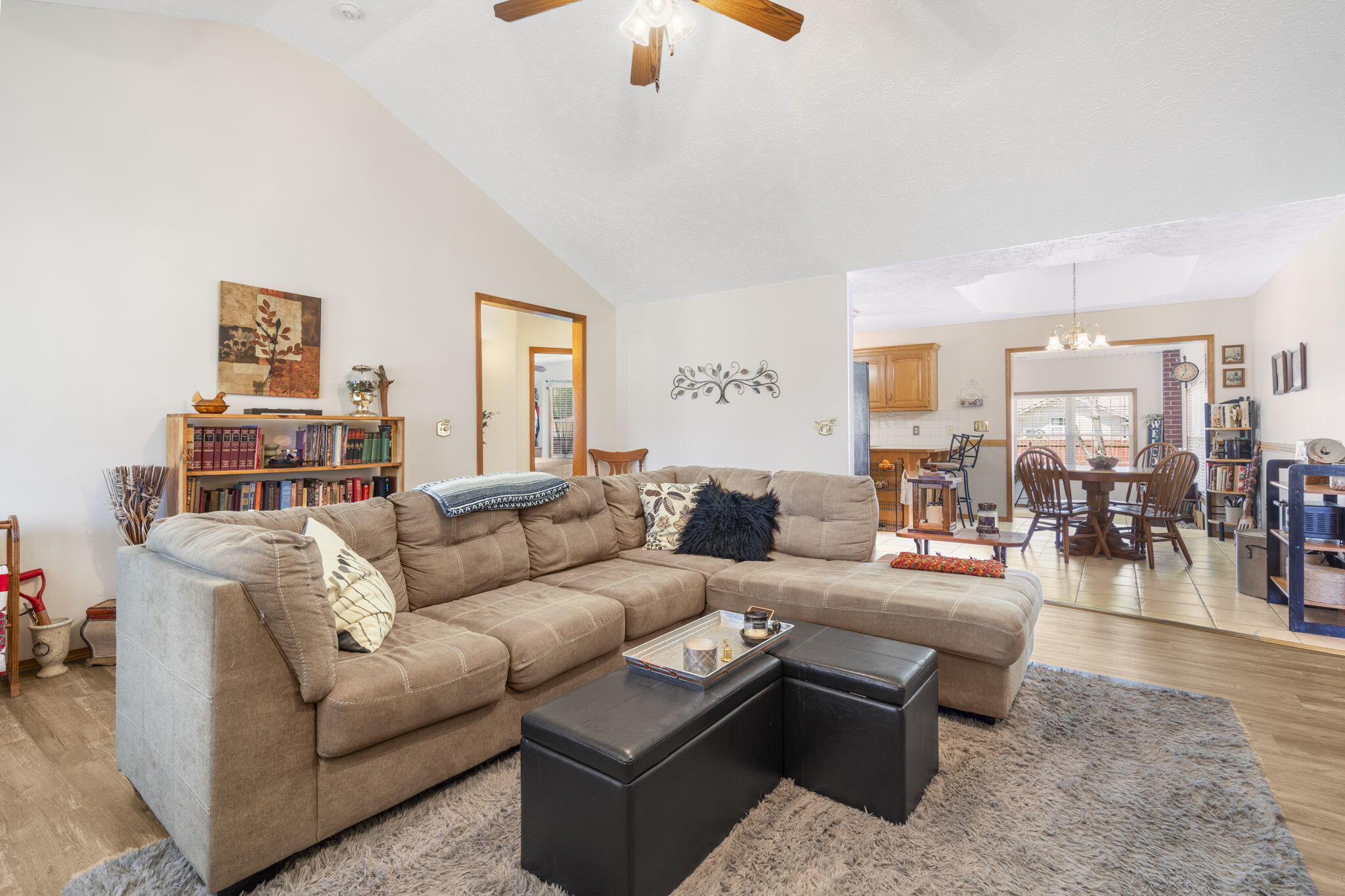 5363 Cloverdale Lane Property Photo 8