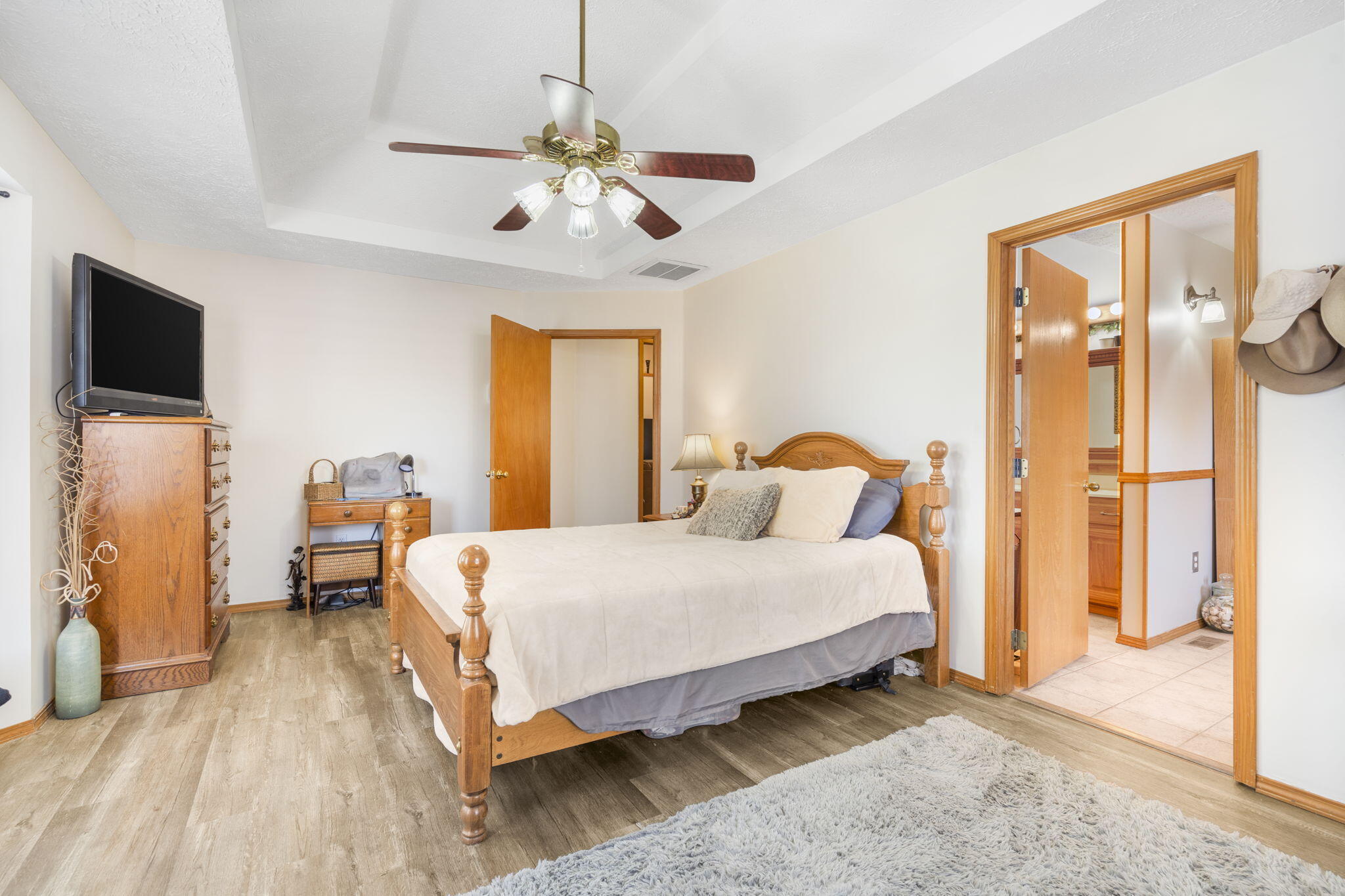 5363 Cloverdale Lane Property Photo 18