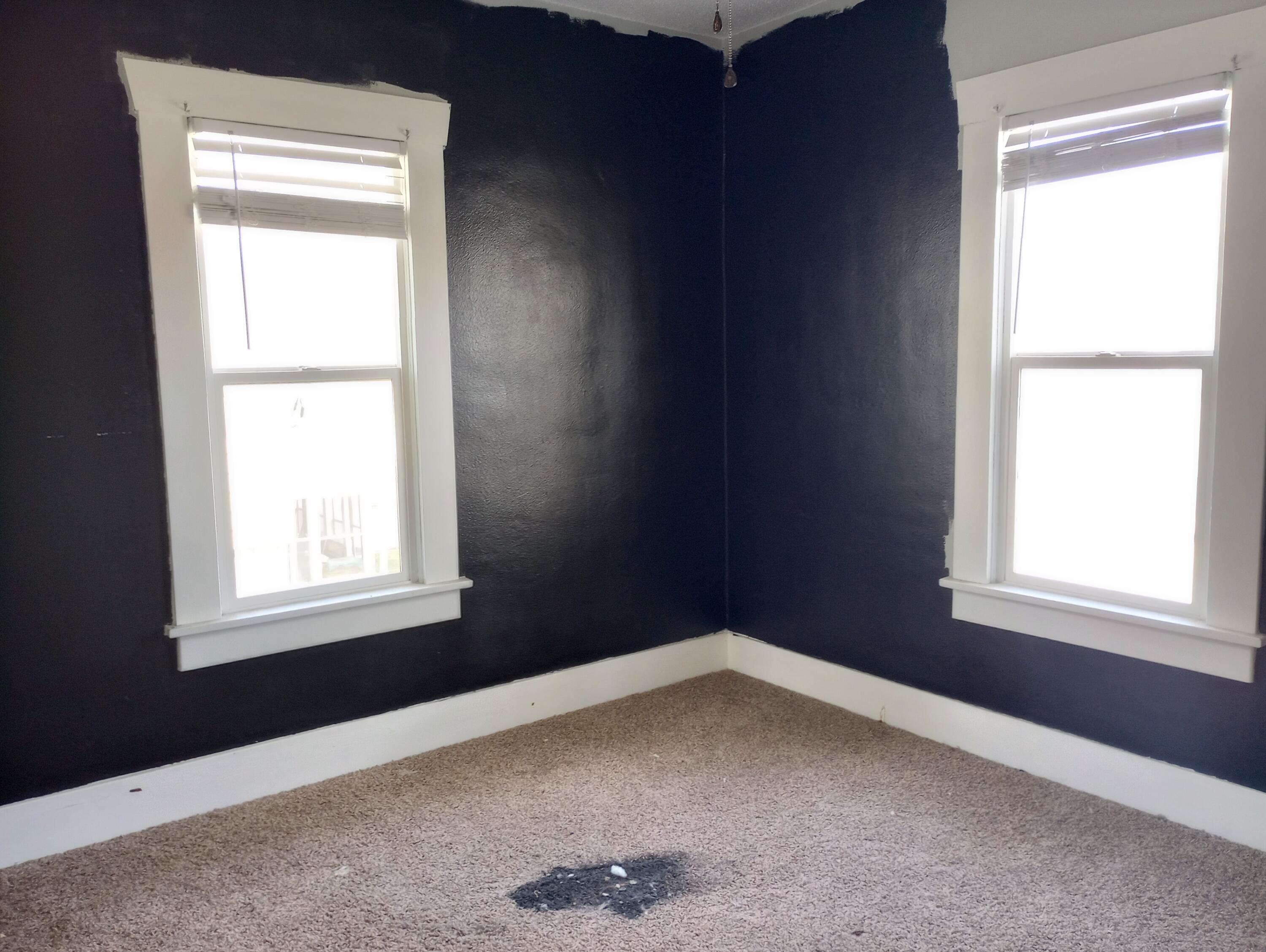 215 North Central Avenue Property Photo 10