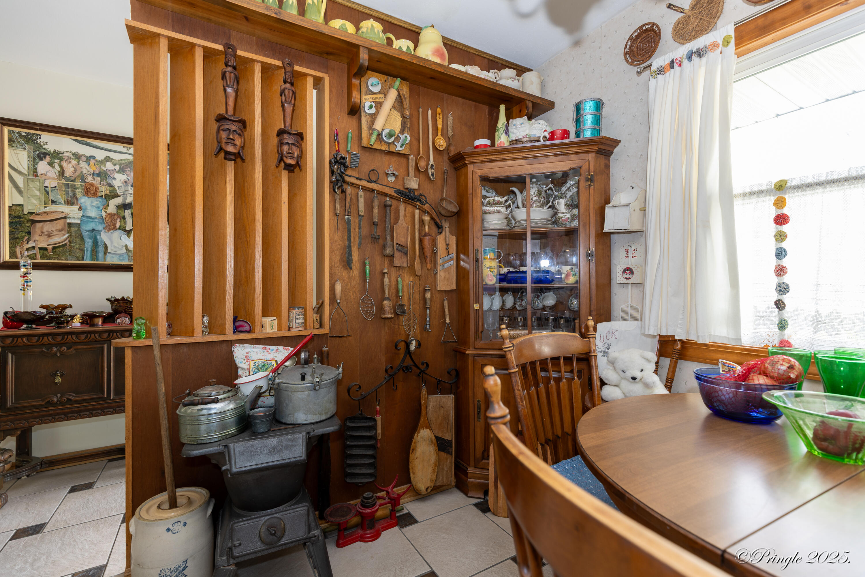 1302 West 1st Street Property Photo 12