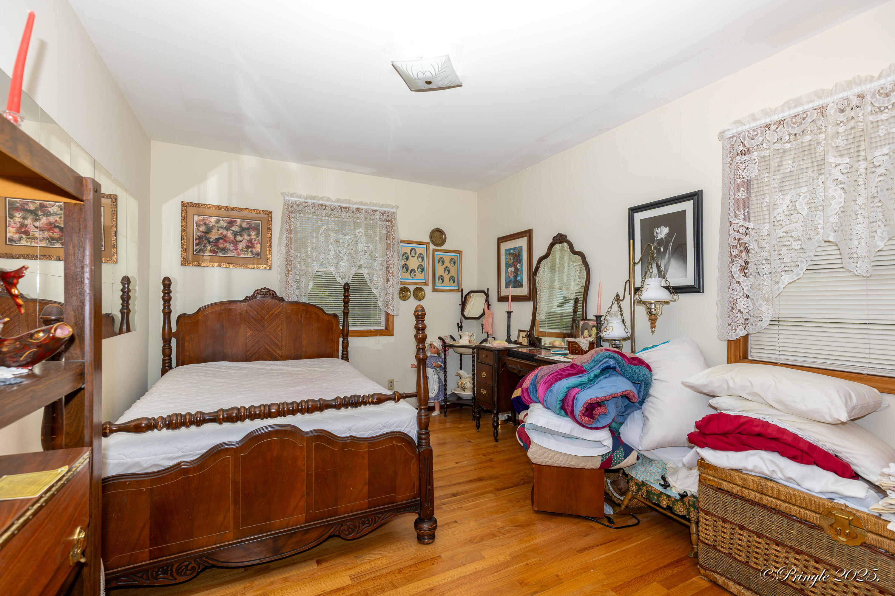 1302 West 1st Street Property Photo 15