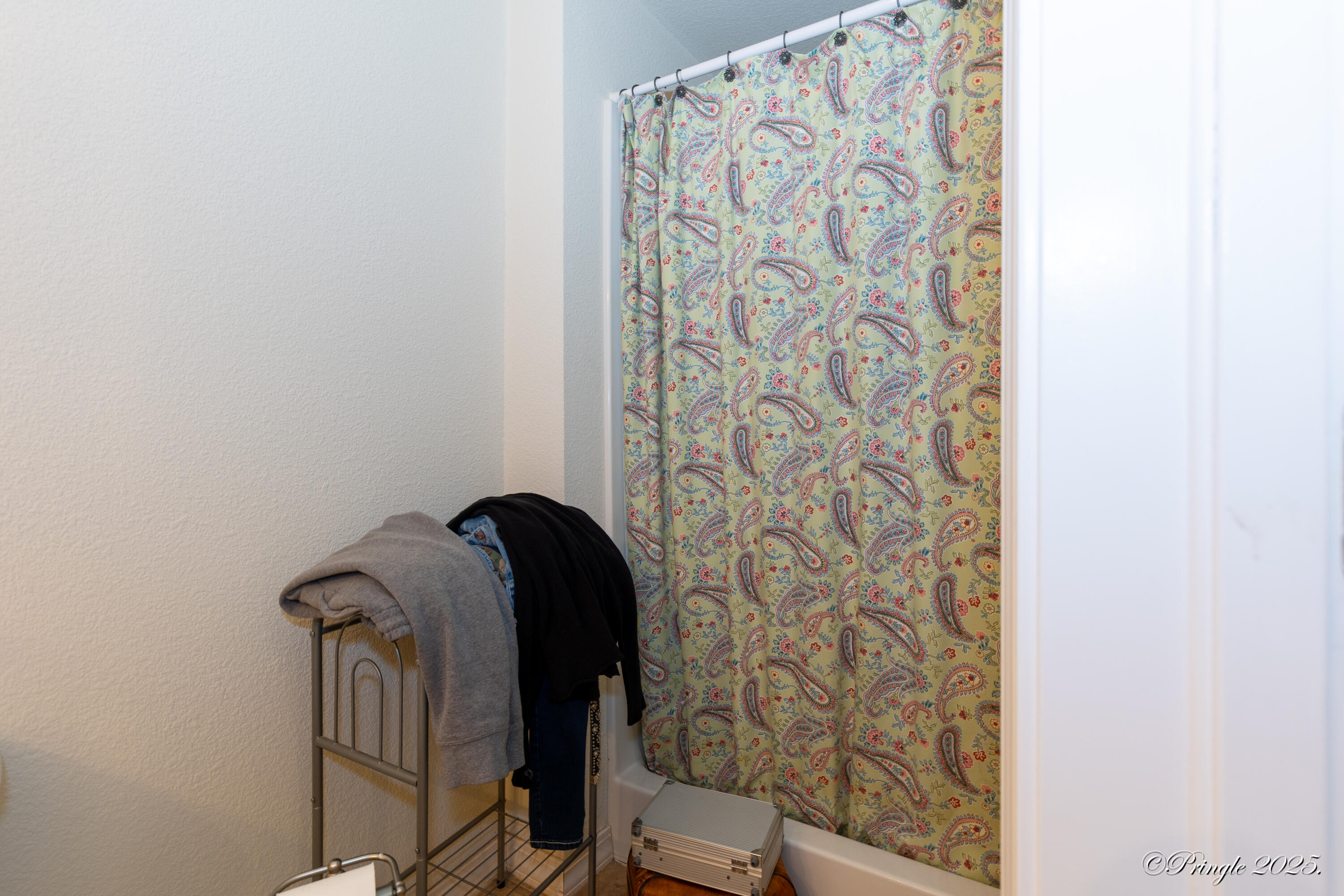 1302 West 1st Street Property Photo 38