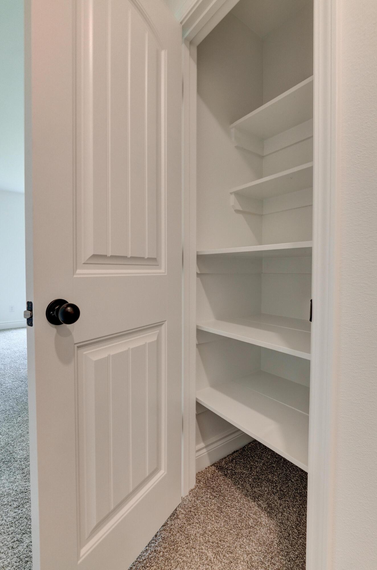 5214 South April Court Property Photo 27
