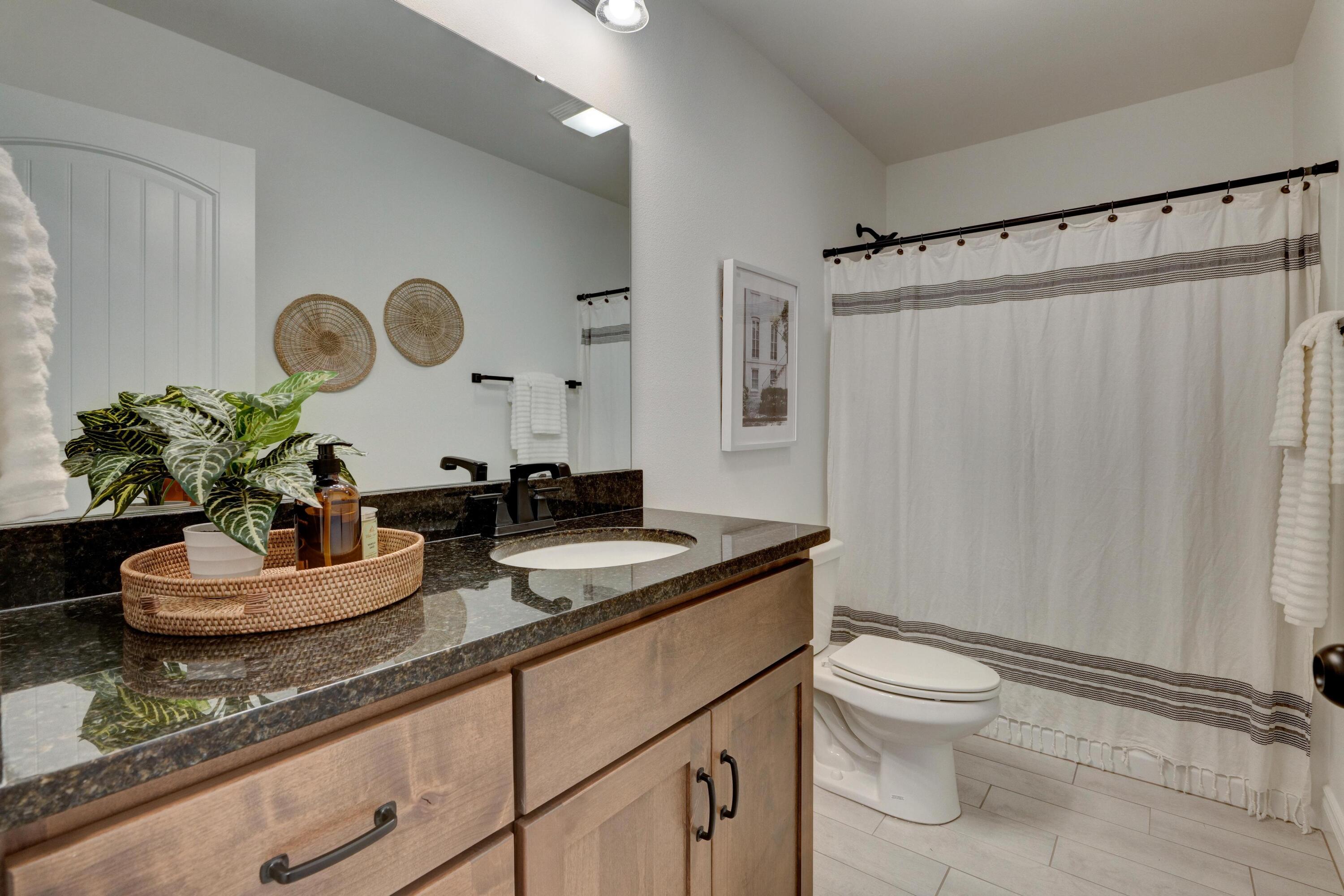 5214 South April Court Property Photo 28