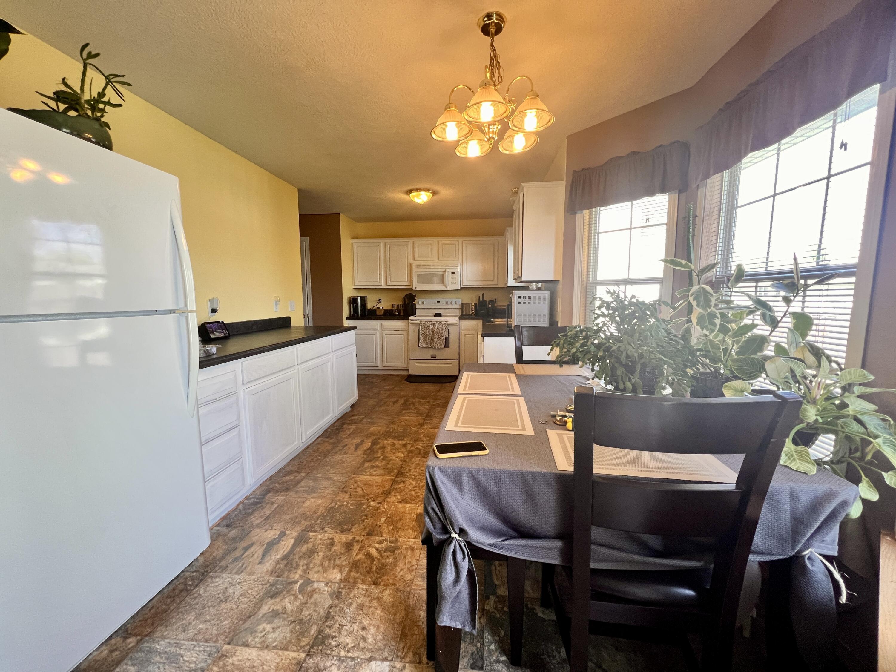 418 North Harrington Drive Property Photo 6