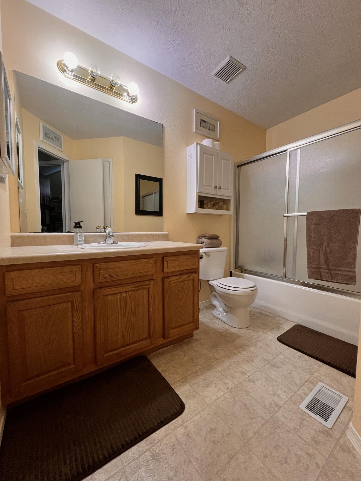 418 North Harrington Drive Property Photo 9