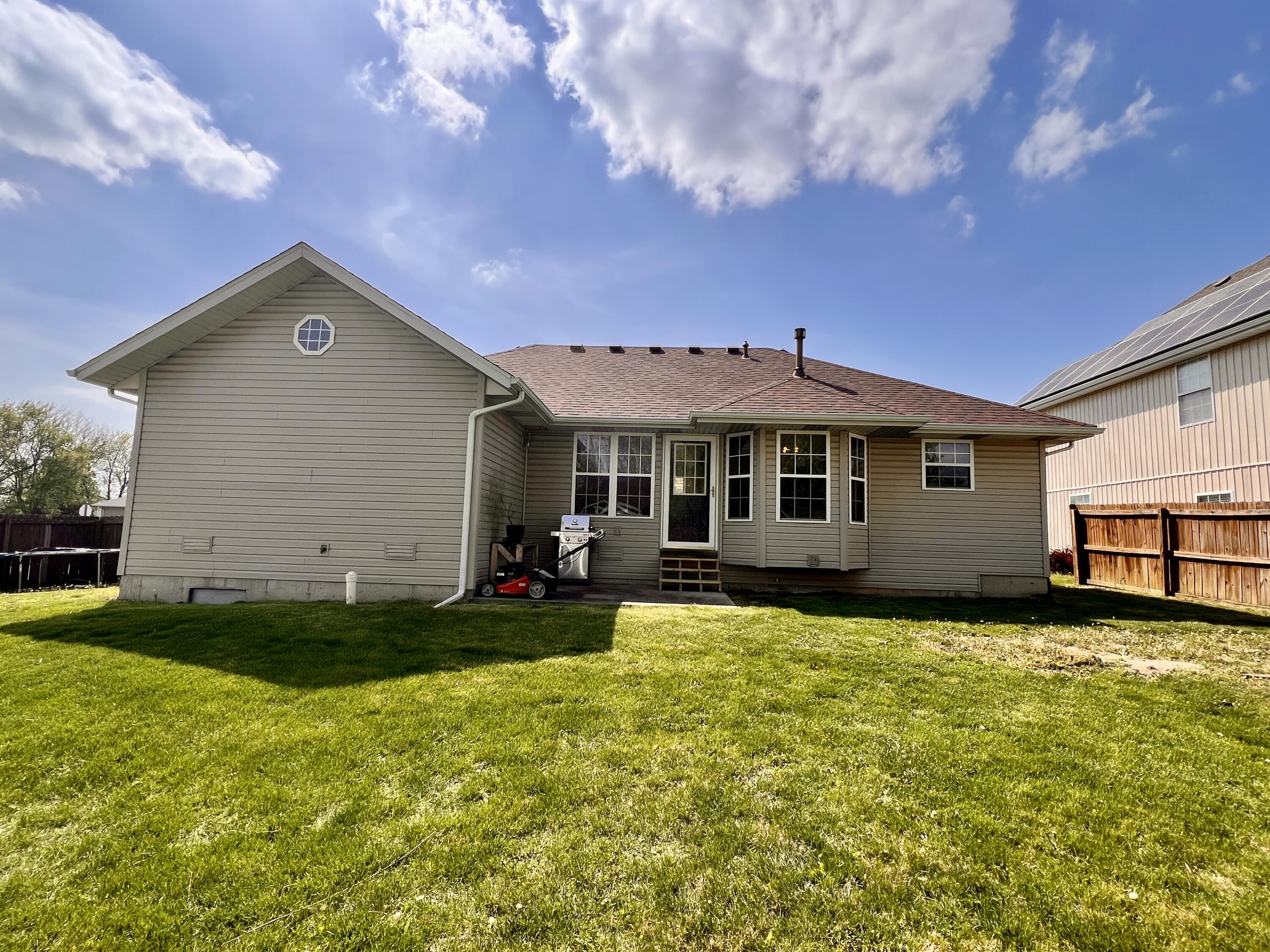 418 North Harrington Drive Property Photo 15