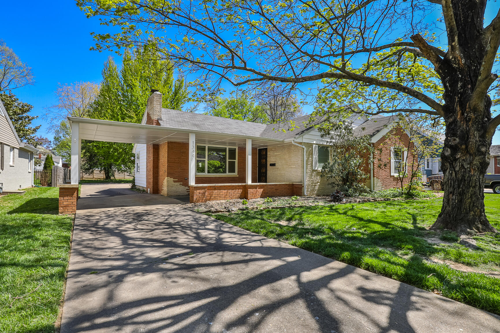 1344 South Fairway Avenue Property Photo 2