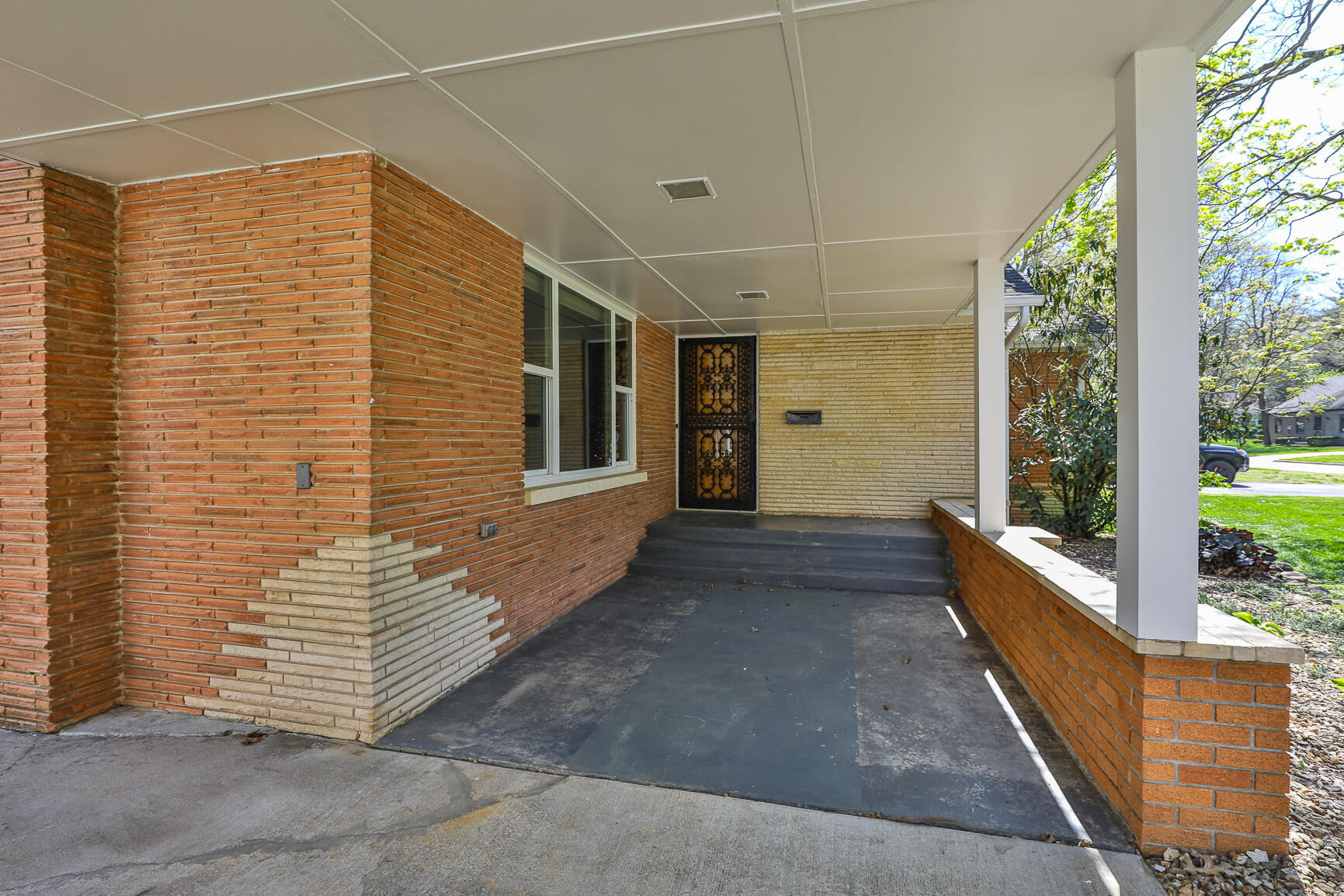1344 South Fairway Avenue Property Photo 3