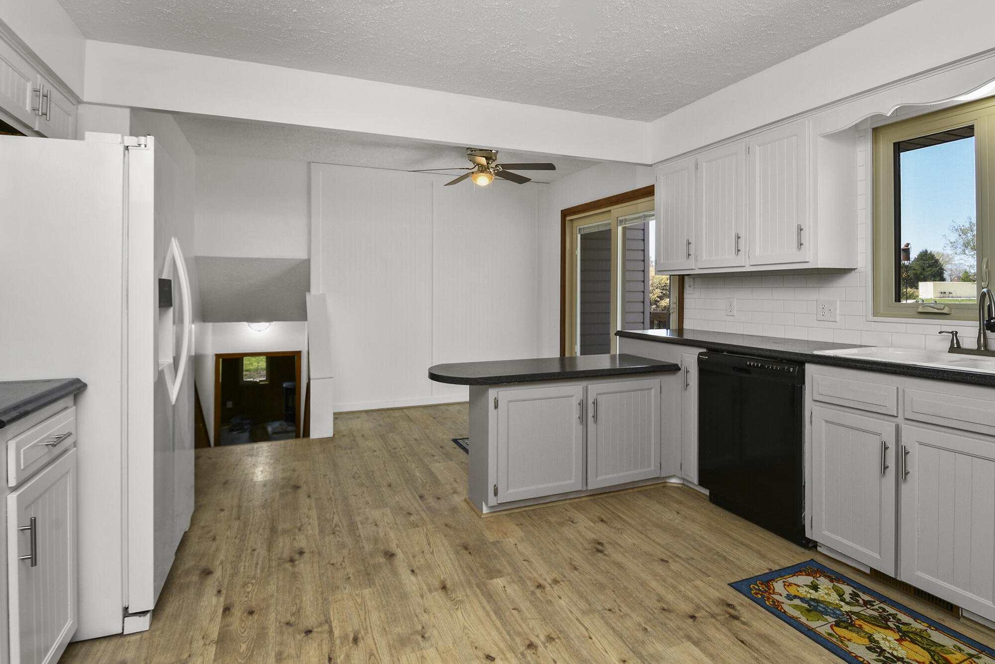 929 Meadowview Drive Property Photo 15